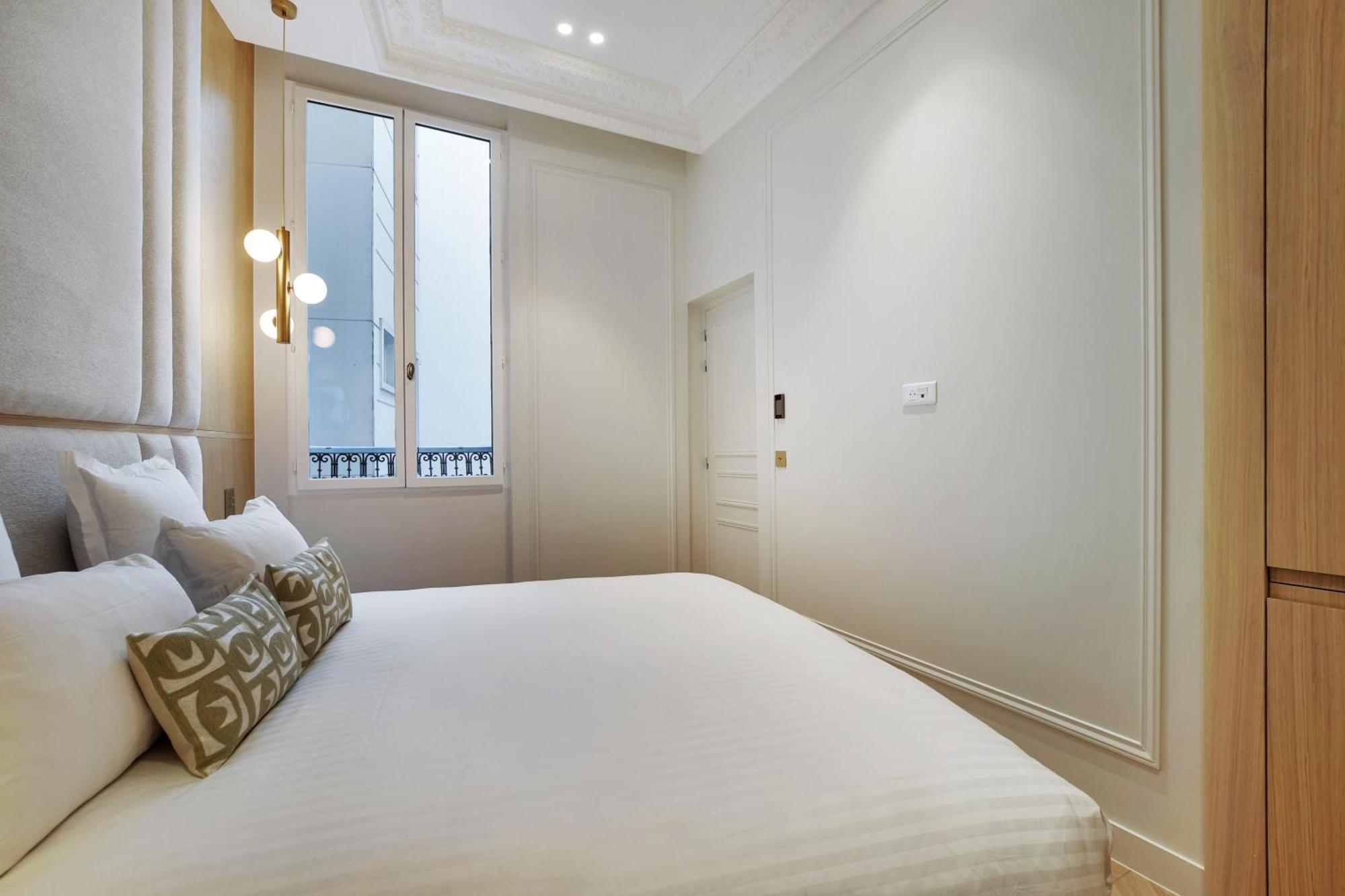 Maison Galante's With Services In La Madeleine - Opera Apartment Paris