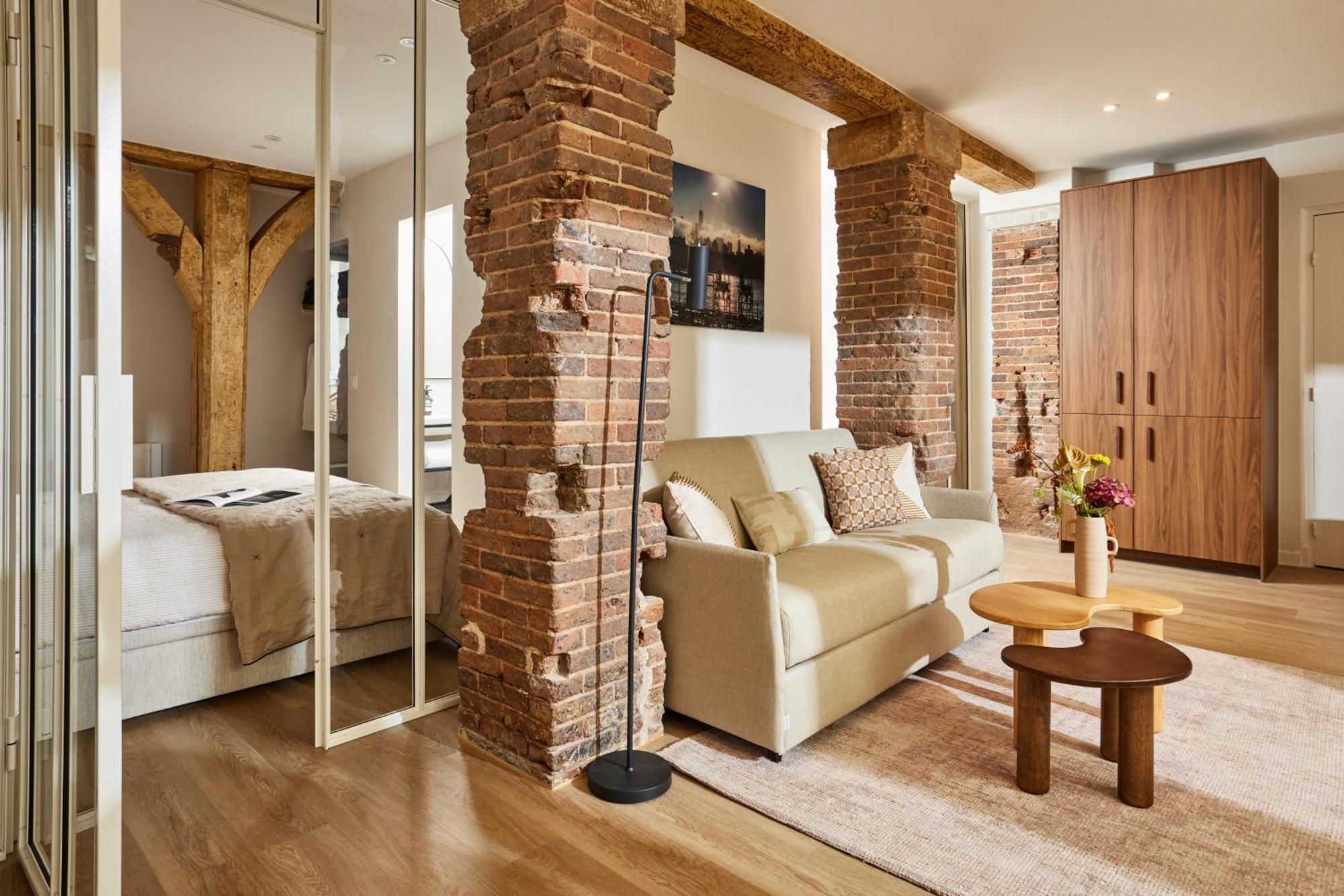 Apartment Stylish 2br & 2ba With Private Terrace