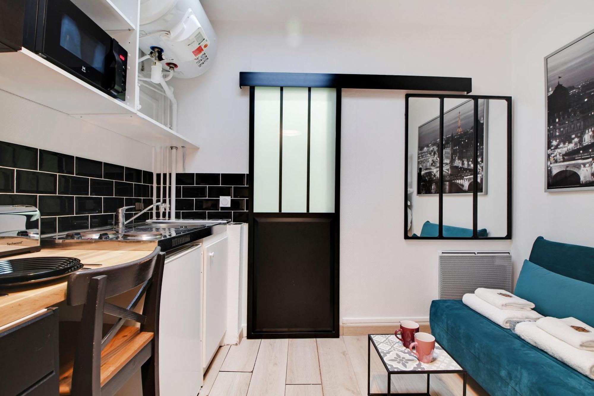 Comfortable Studio Porte-dauphine