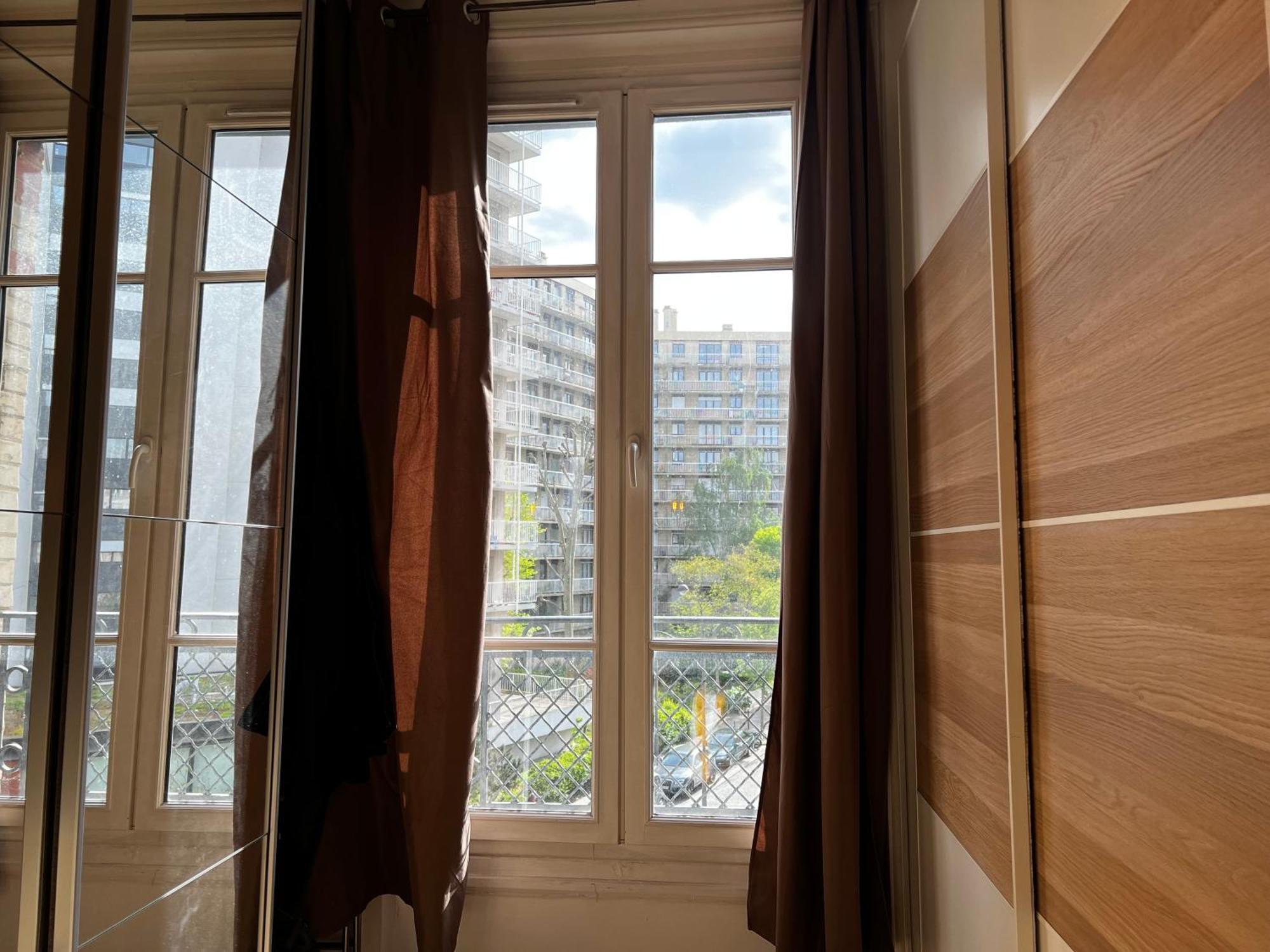 Un A Cote De La Cite Florale *