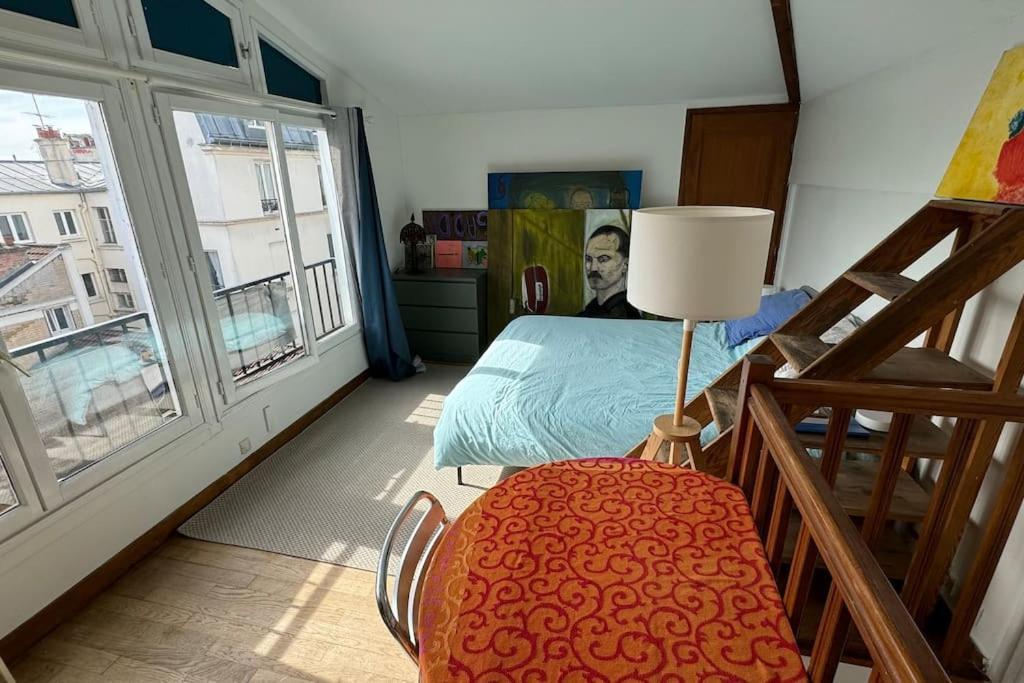 Rare Duplex Au Sommet De Montmartre Appartamento Parigi