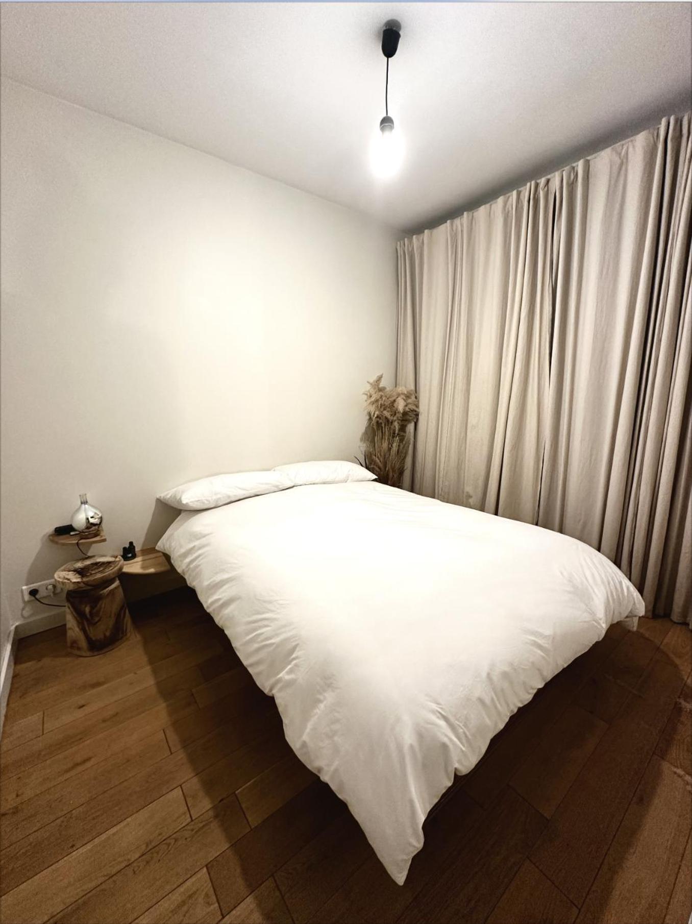 Art House Bastille 2 Bed W Balcony, 11eme Super Trendy Neighbourhood Appartamento *