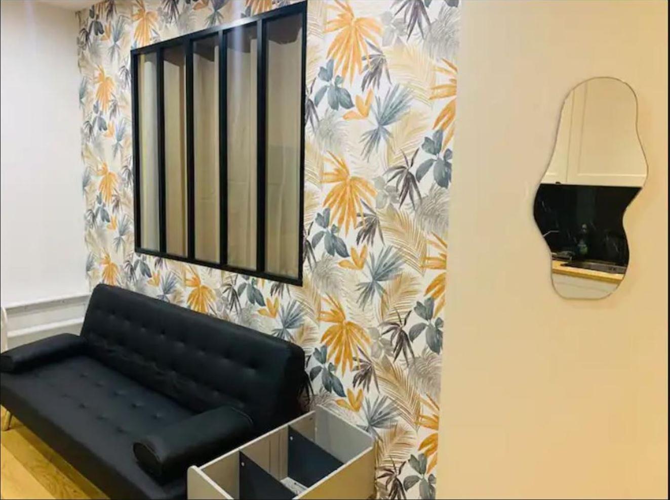 11 - 2 - 2 Sdd - 2 Wc Apartment *