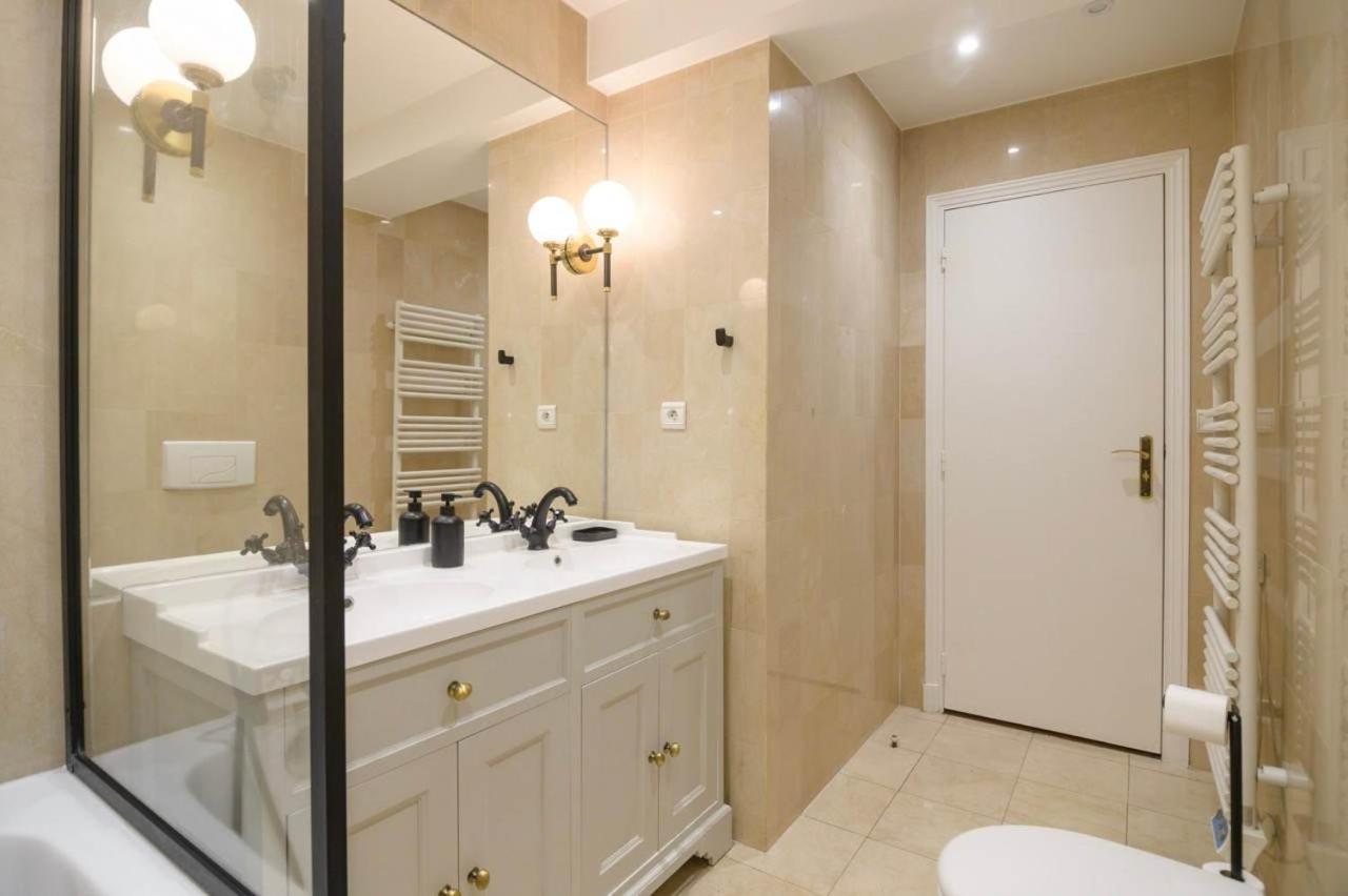 Apartment Le Regal Elysees