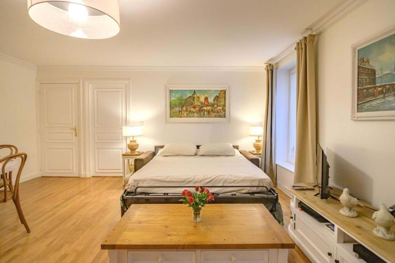 Le Regal Elysees Apartment
