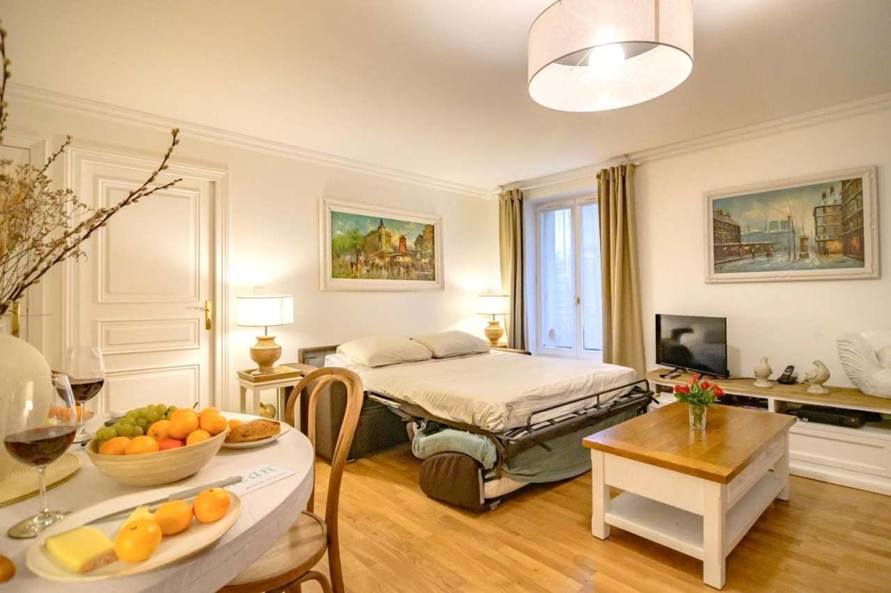 Le Regal Elysees * Paris
