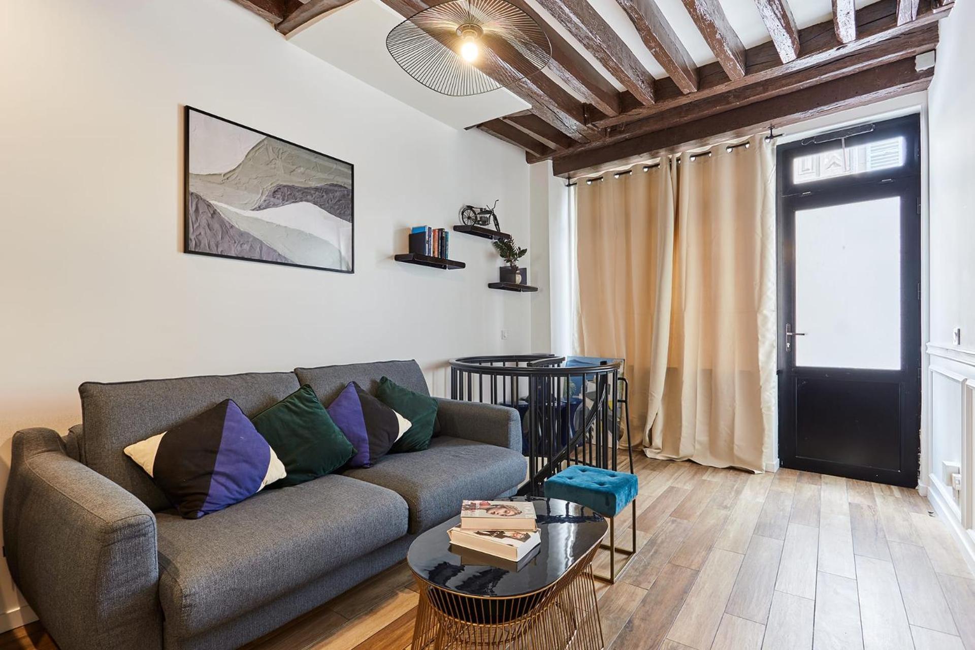 Duplex In The Center Of Paris