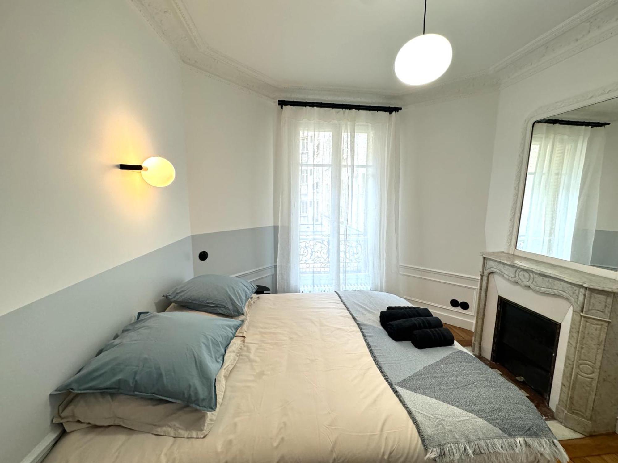Parisian Luxury Style - Heart Of Montparnasse Apartment Paris