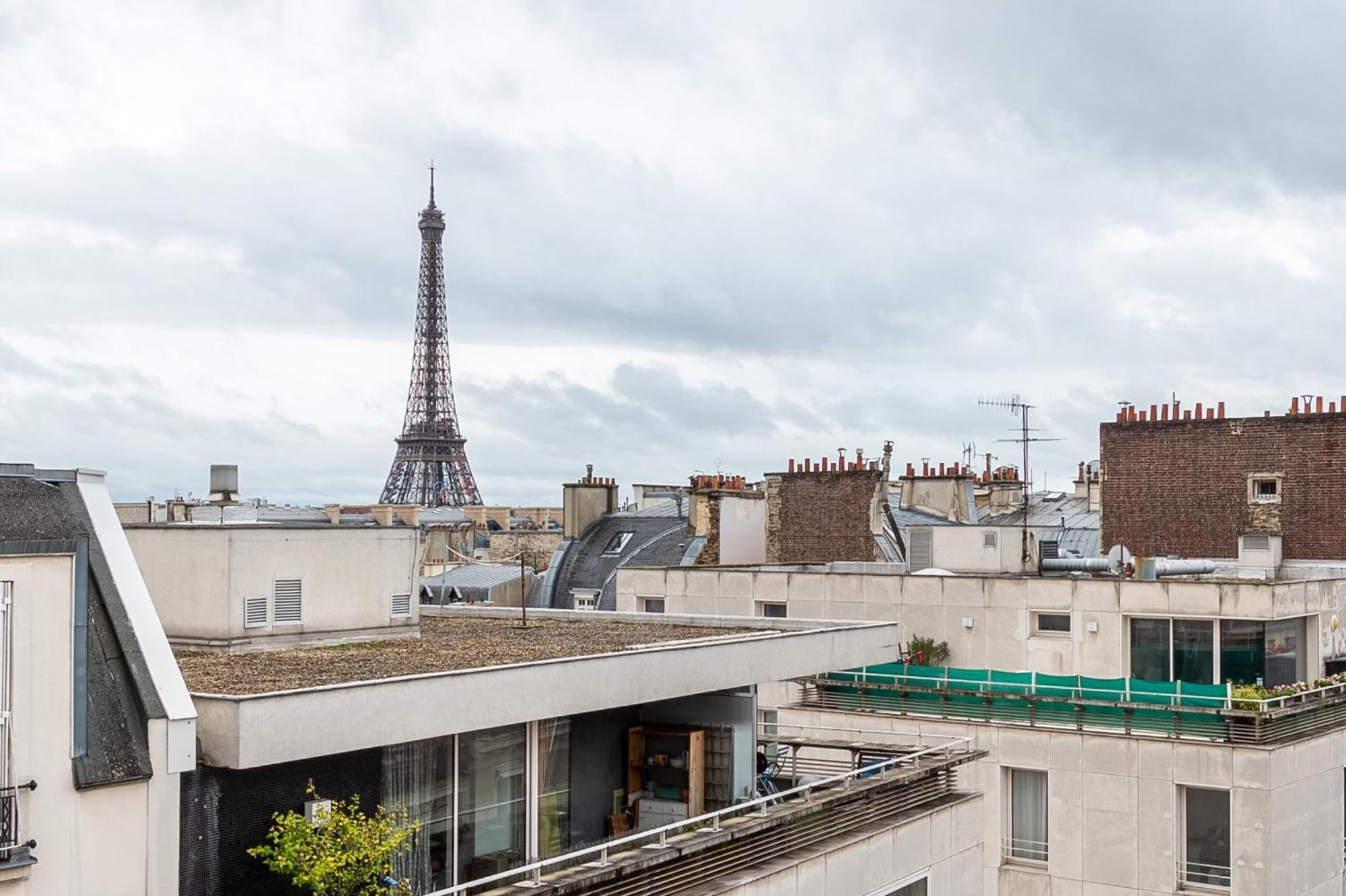 Appartamento Champs Elysees I Vue Sur Tour Eiffel & Spacieux *
