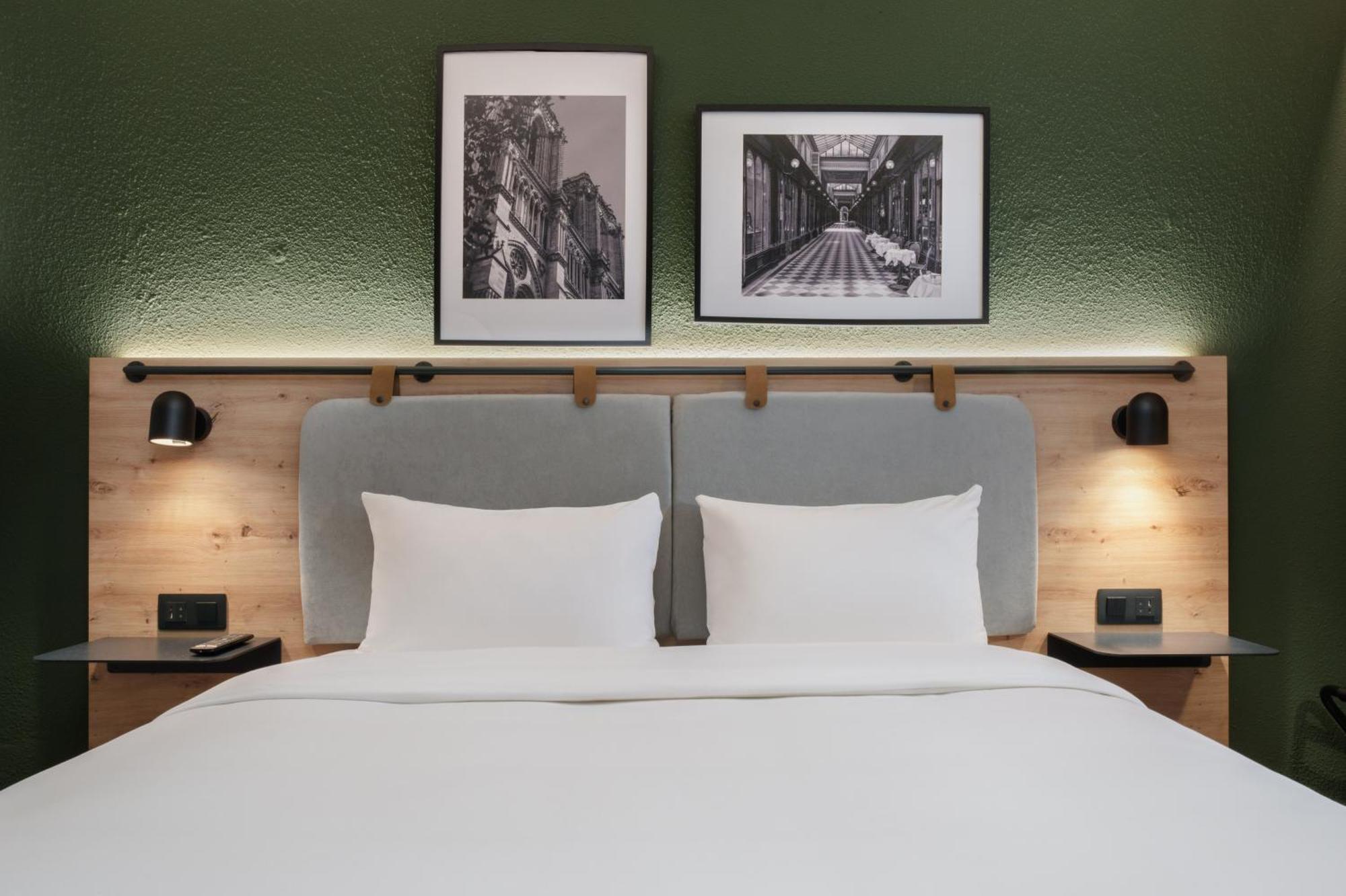 Hotel Campanile 15 - Tour Eiffel 2*