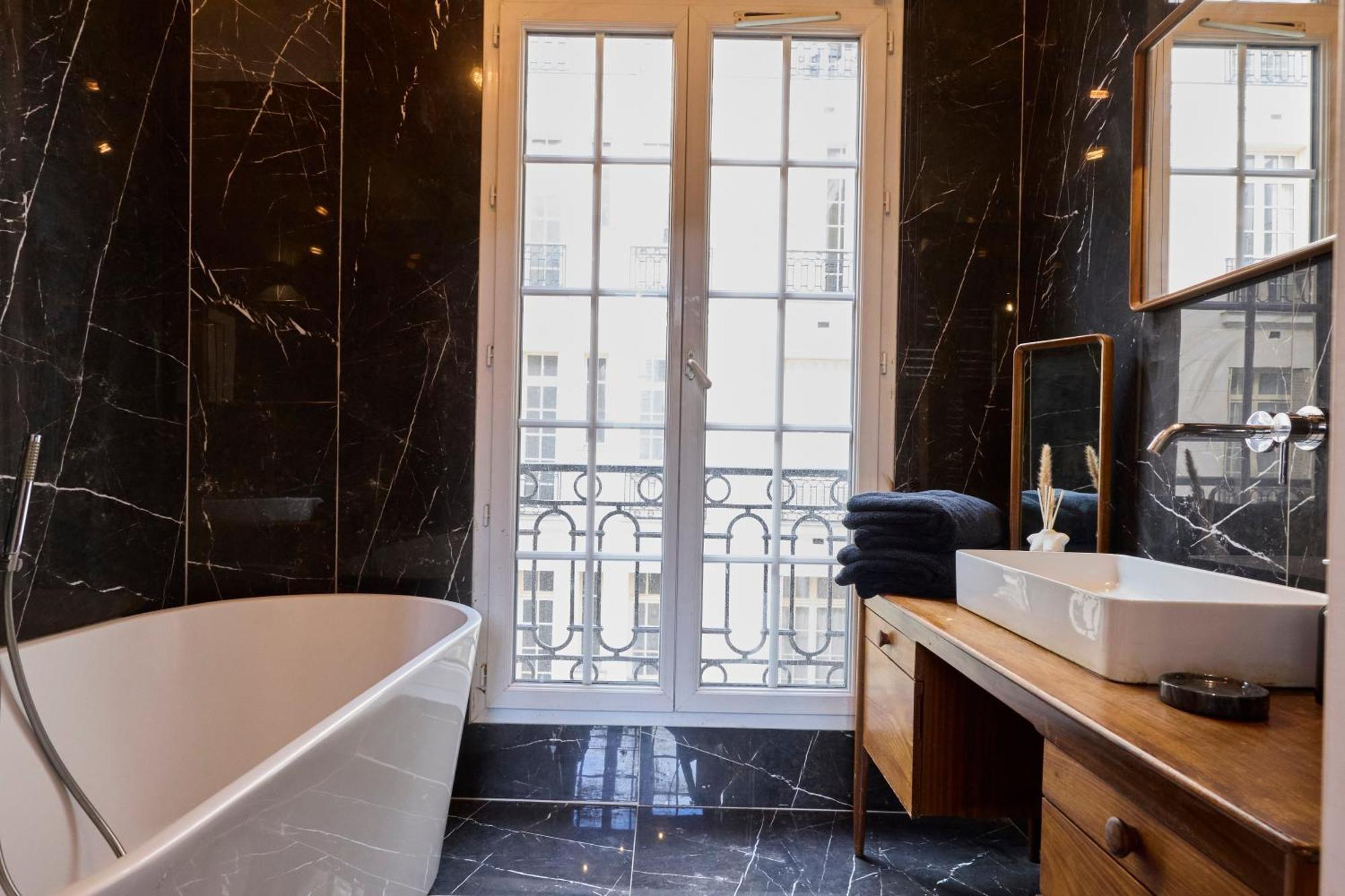 Un Cosy Au Coeur De 17 Batignolles , Monceau Appartamento Parigi