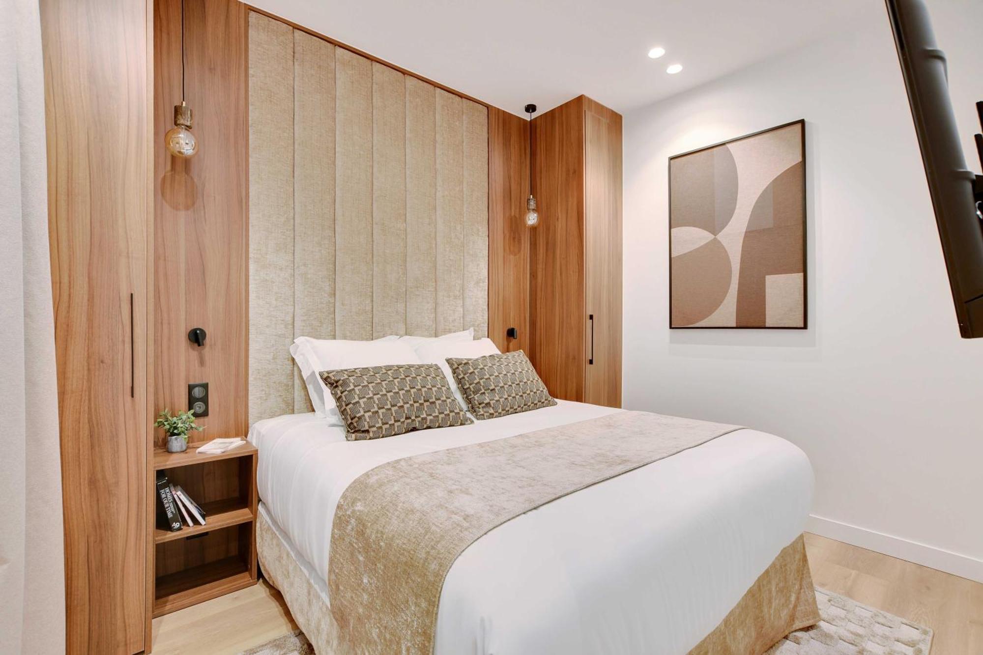 Elegant With Ac -2br-6p- Le Marais Parigi