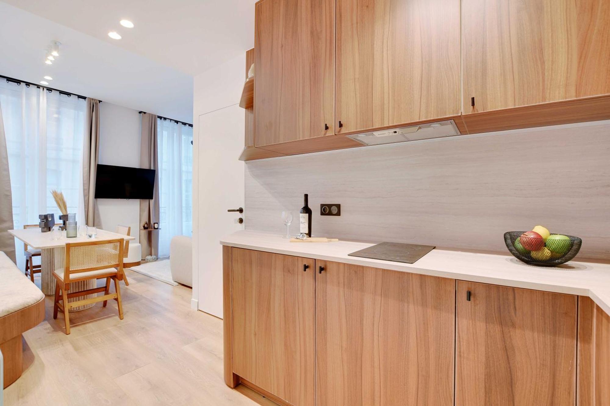 Elegant With Ac -2br-6p- Le Marais Appartamento *