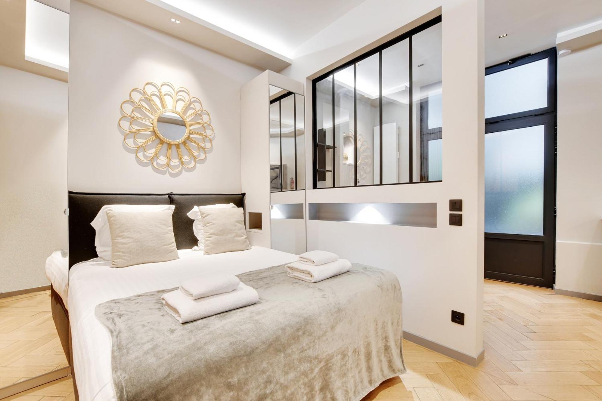 Pick A Flat's In Champs-elysees - Rue Marbeuf Appartamento Parigi