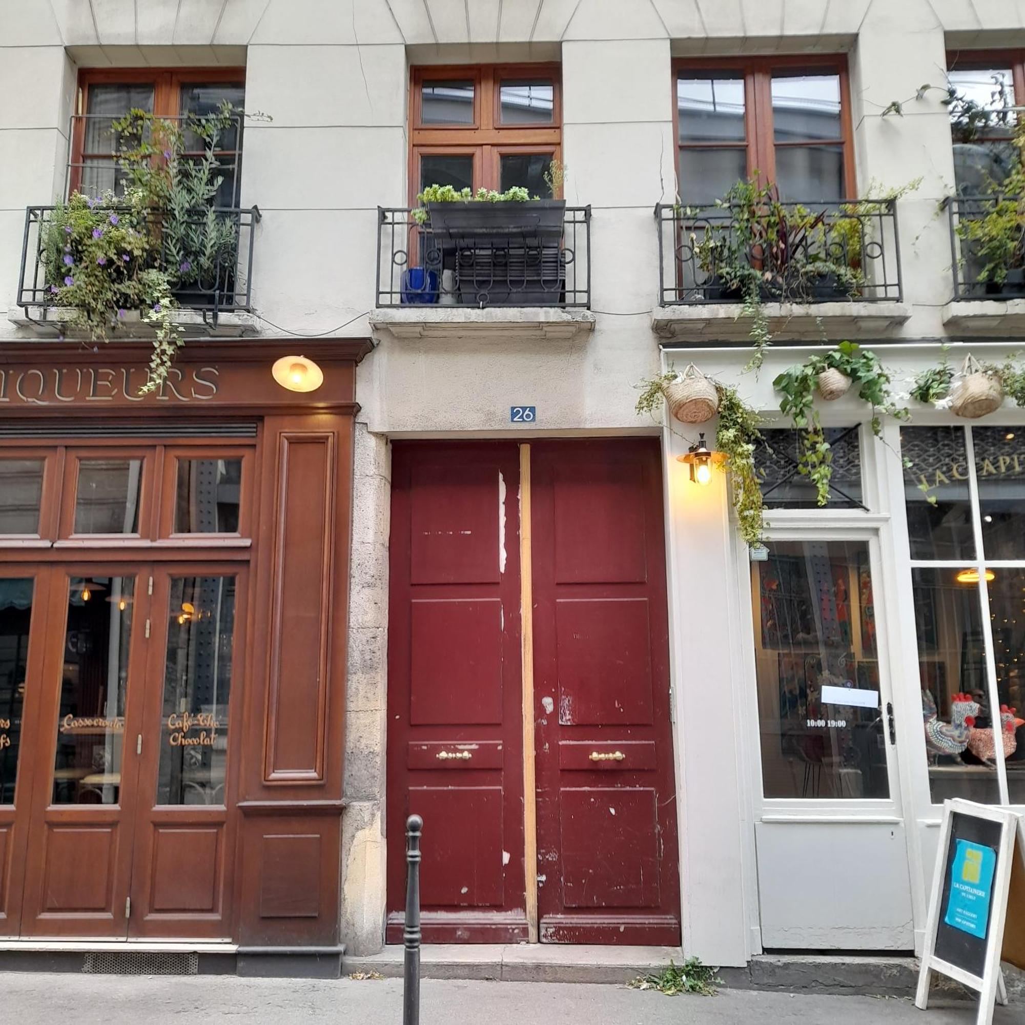 Cosy 2 Pièces Typiquement Parisien à Notre-dame Appartamento *