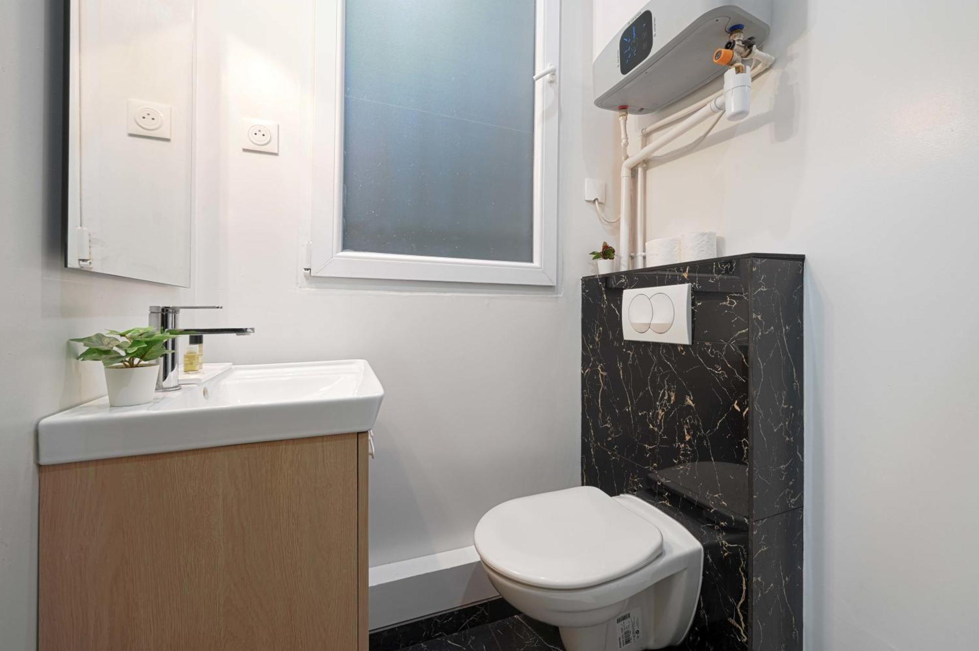 Modern Bright And Fully Renovated Appartamento