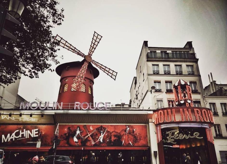 Nid Douillet Gare Du Nord Montmartre Barbes Parigi
