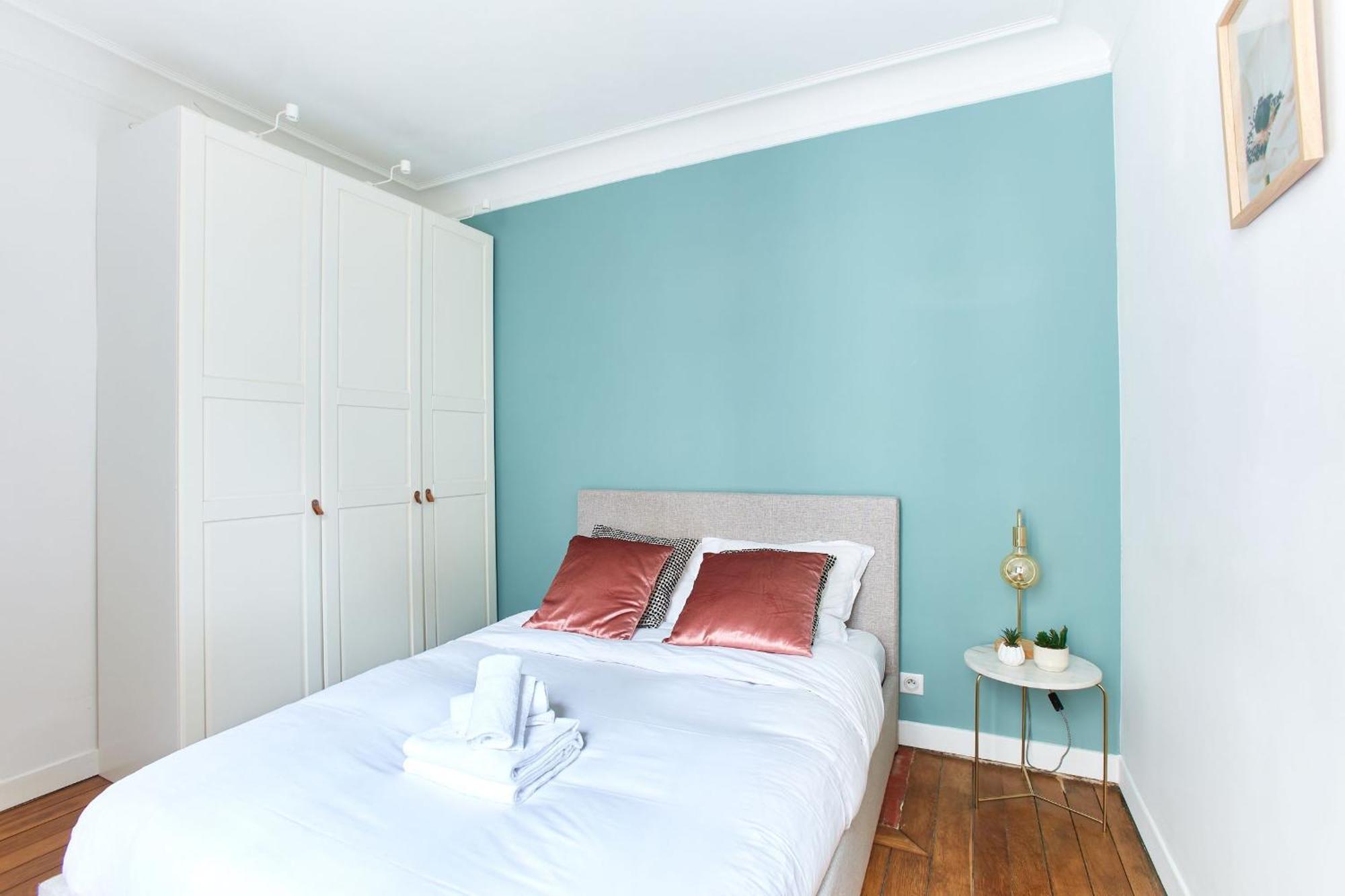 Montmartre & Rue Durantin - 1br - Cityapartmentstay Apartment