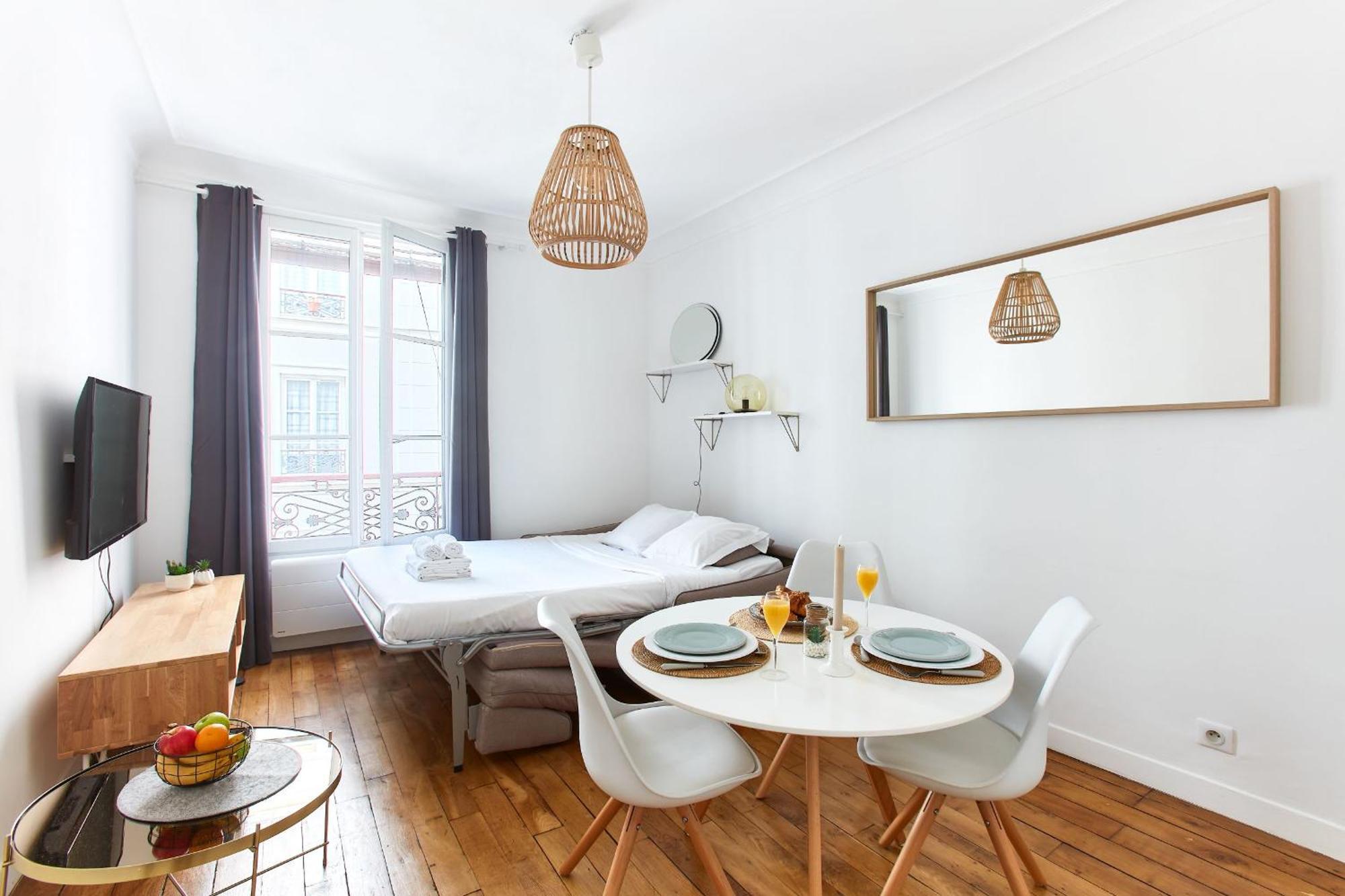 Montmartre & Rue Durantin - 1br - Cityapartmentstay Appartamento