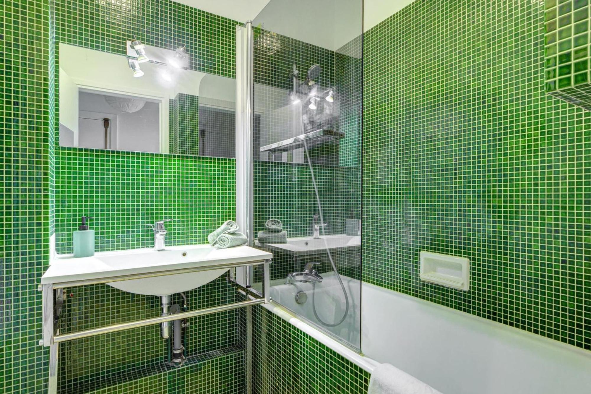 Appartamento St Germain & Le Bon Marche With Balcony - Cityapartmentstay Parigi
