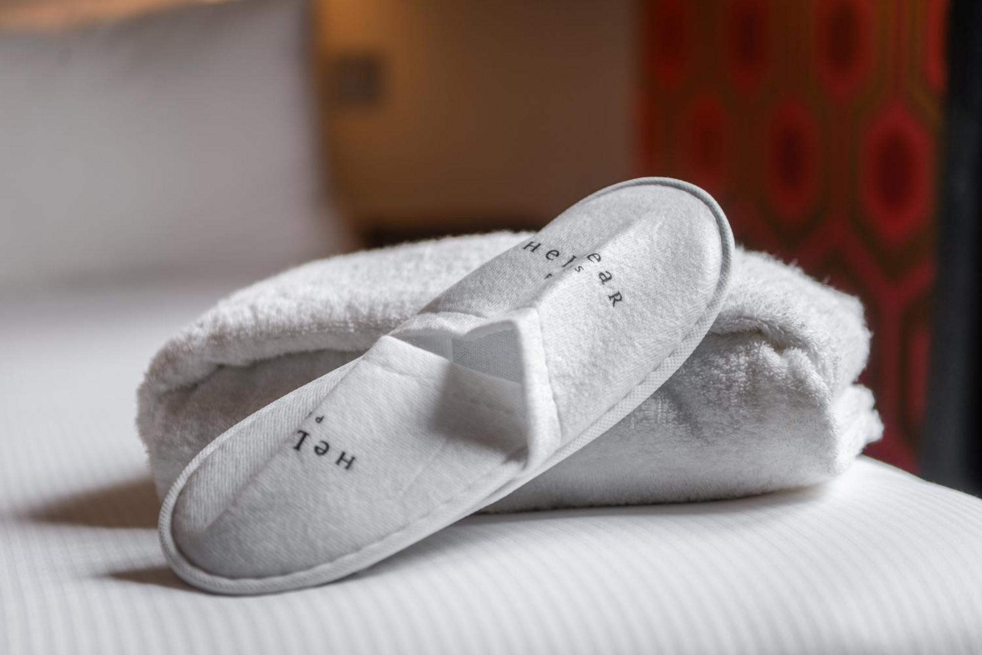Hotel Suites&hôtel Helzear Champs-elysées 4*
