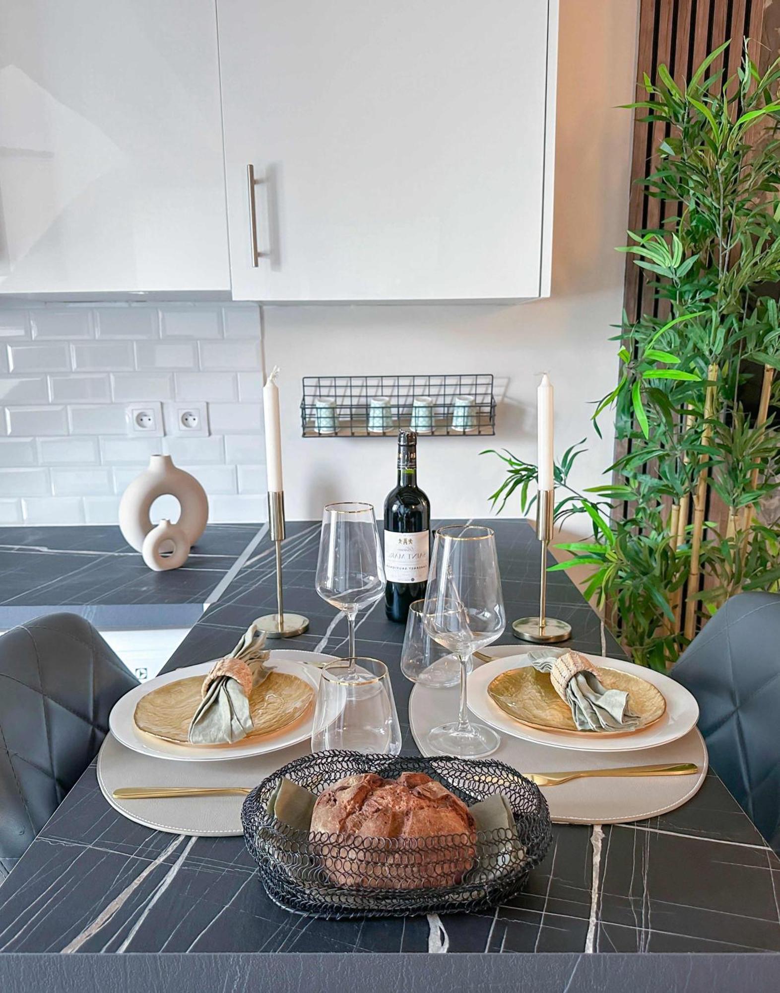 Beautiful Near Grands Boulevards Apartment *