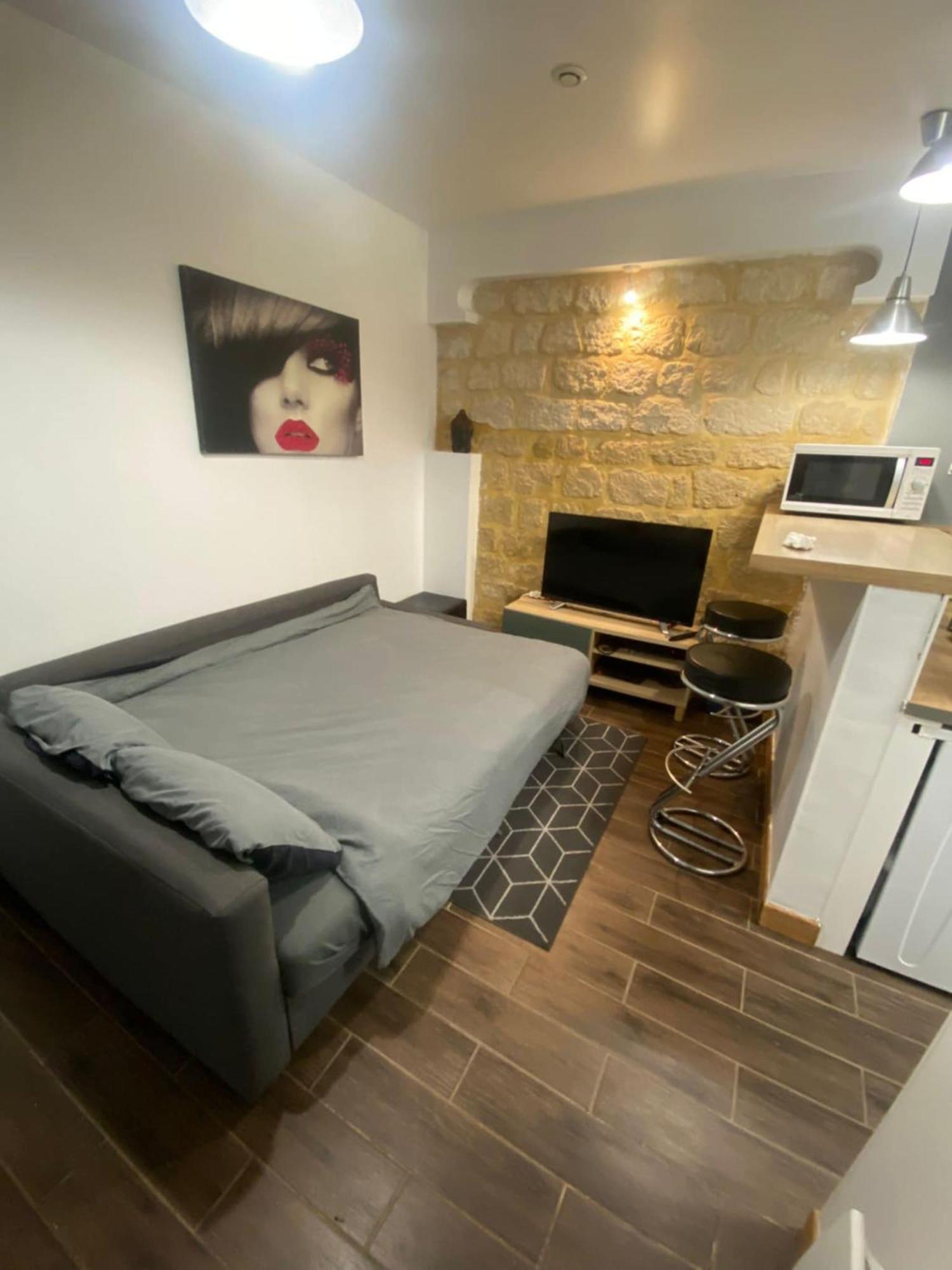 Cosy T3 In Montmartre