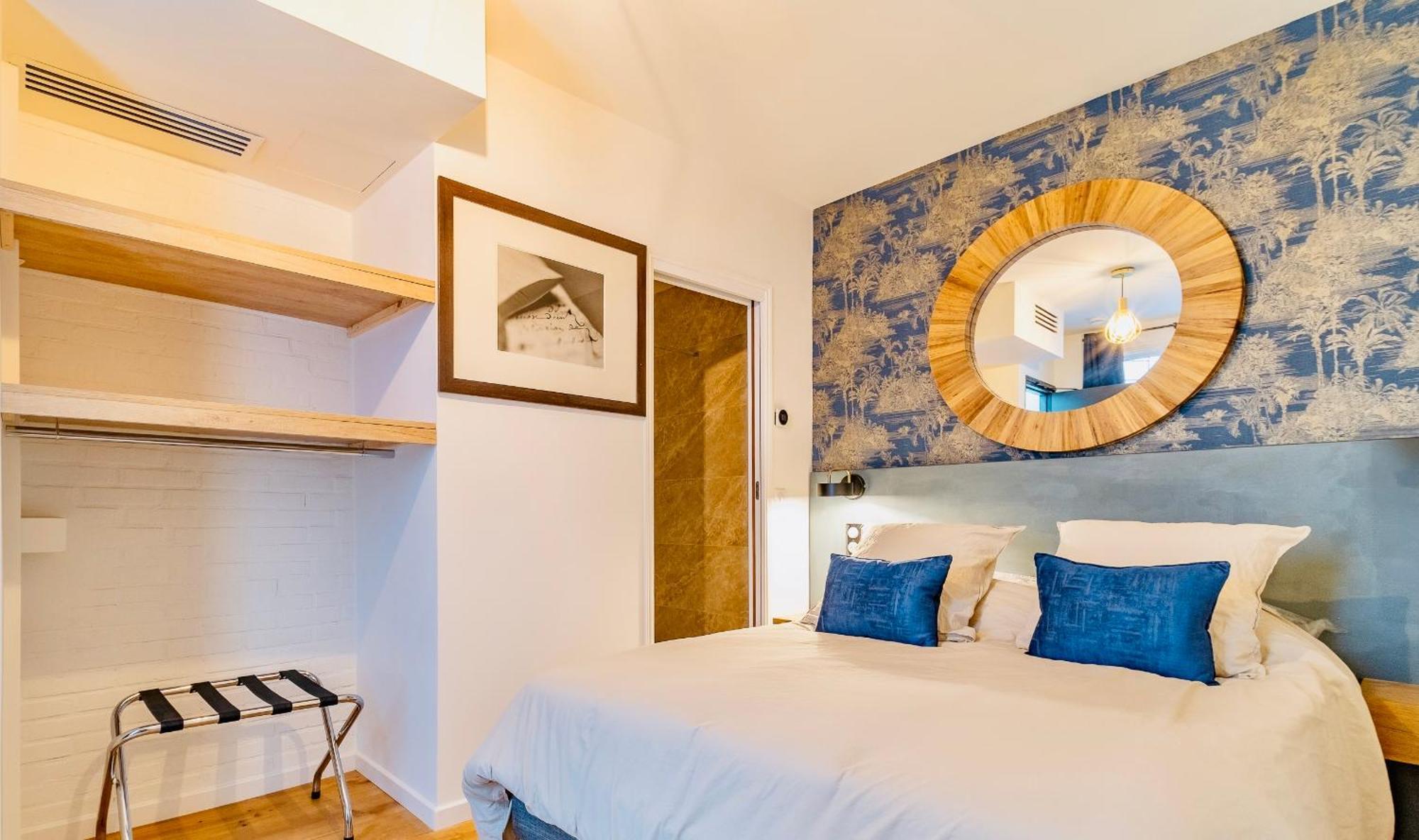 Fraternity-hotel * Paris