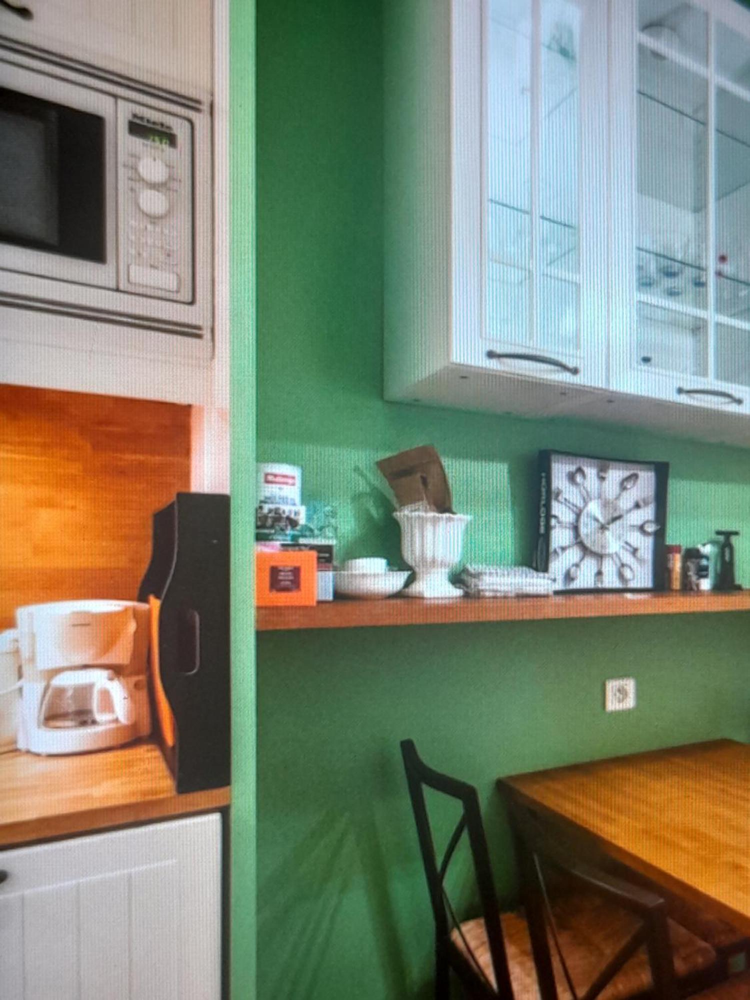 1 Minute Gare Montparnasse , Center, Awsome Place, Close To Eiffel Tour And Louvre Meusm , Front Metro Appartamento *