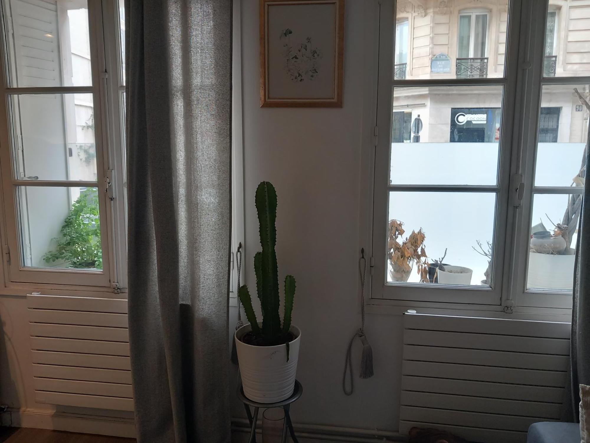 Appartamento 1 Minute Gare Montparnasse , Center, Awsome Place, Close To Eiffel Tour And Louvre Meusm , Front Metro