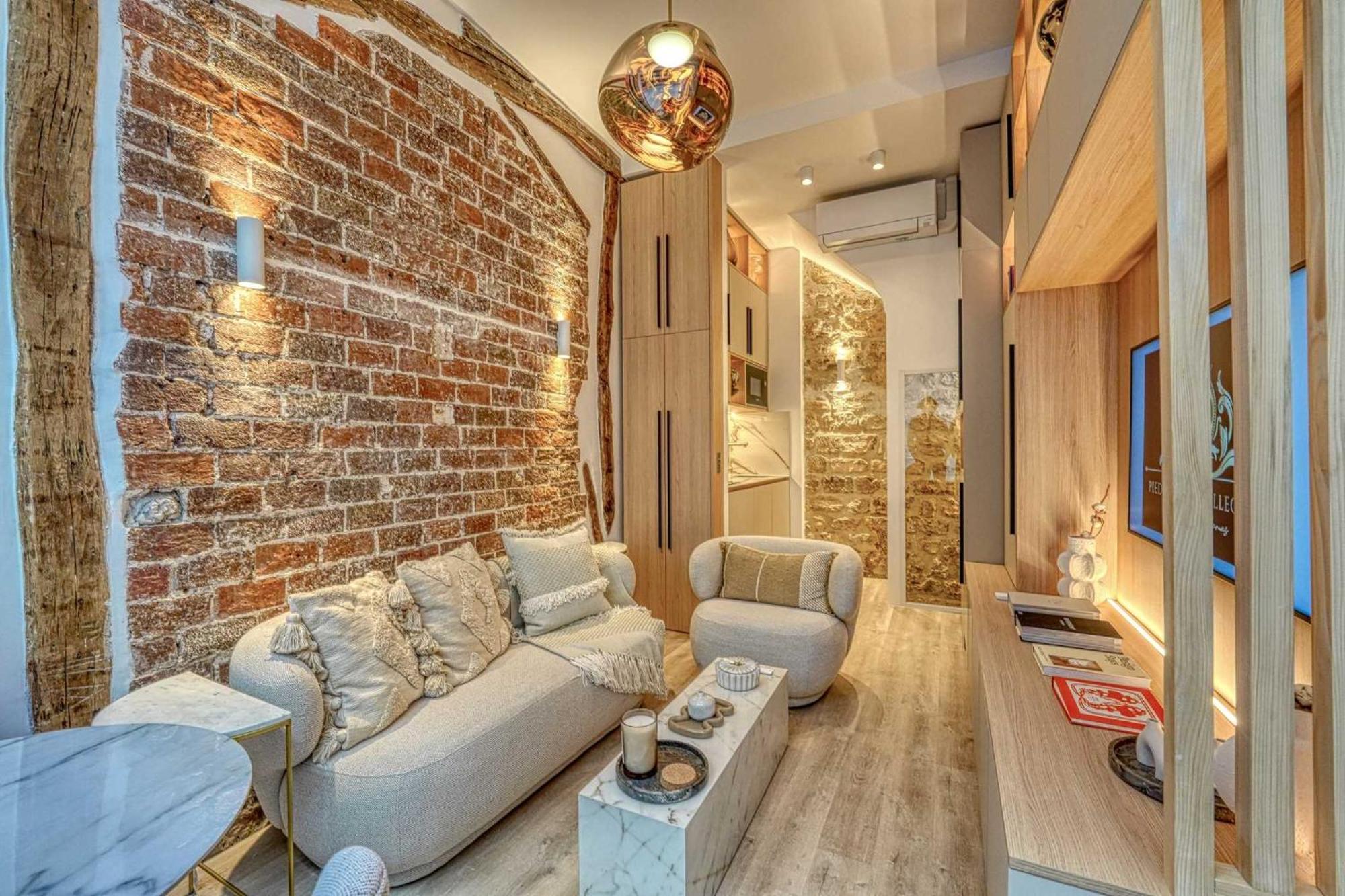 Historic Loft By Architect, Near Louvre Appartamento