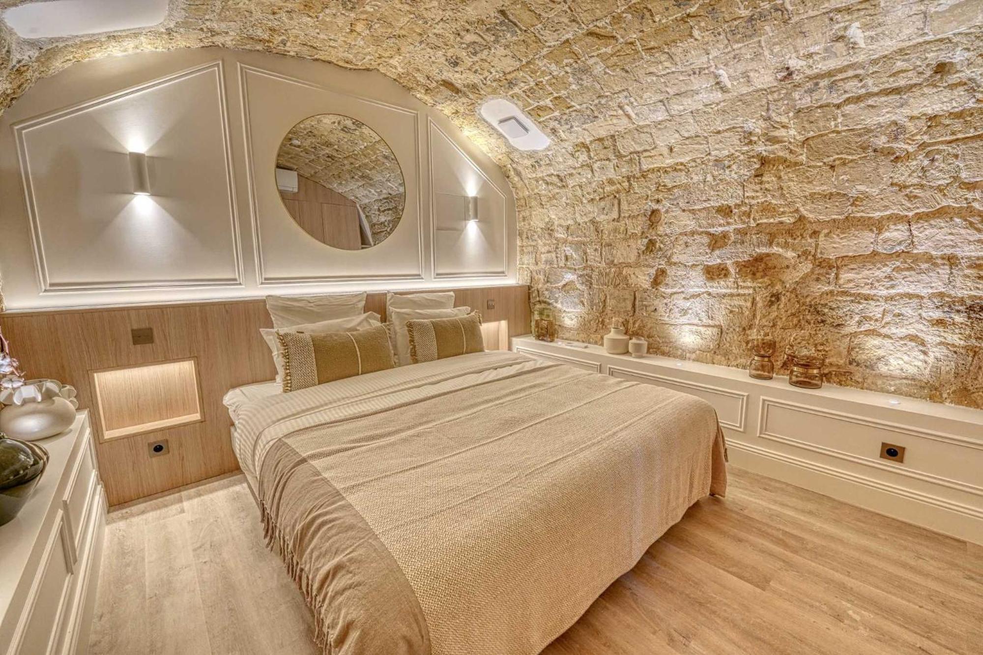 Appartamento Historic Loft By Architect, Near Louvre *