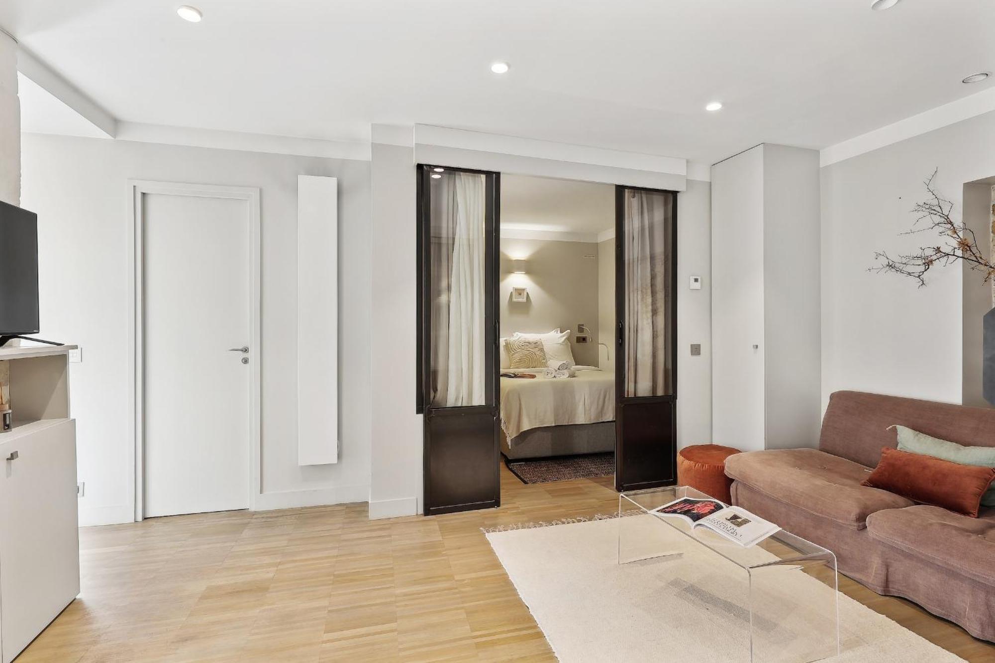 Le Marais & Place Des Vosges - Cityapartmentstay * Parigi