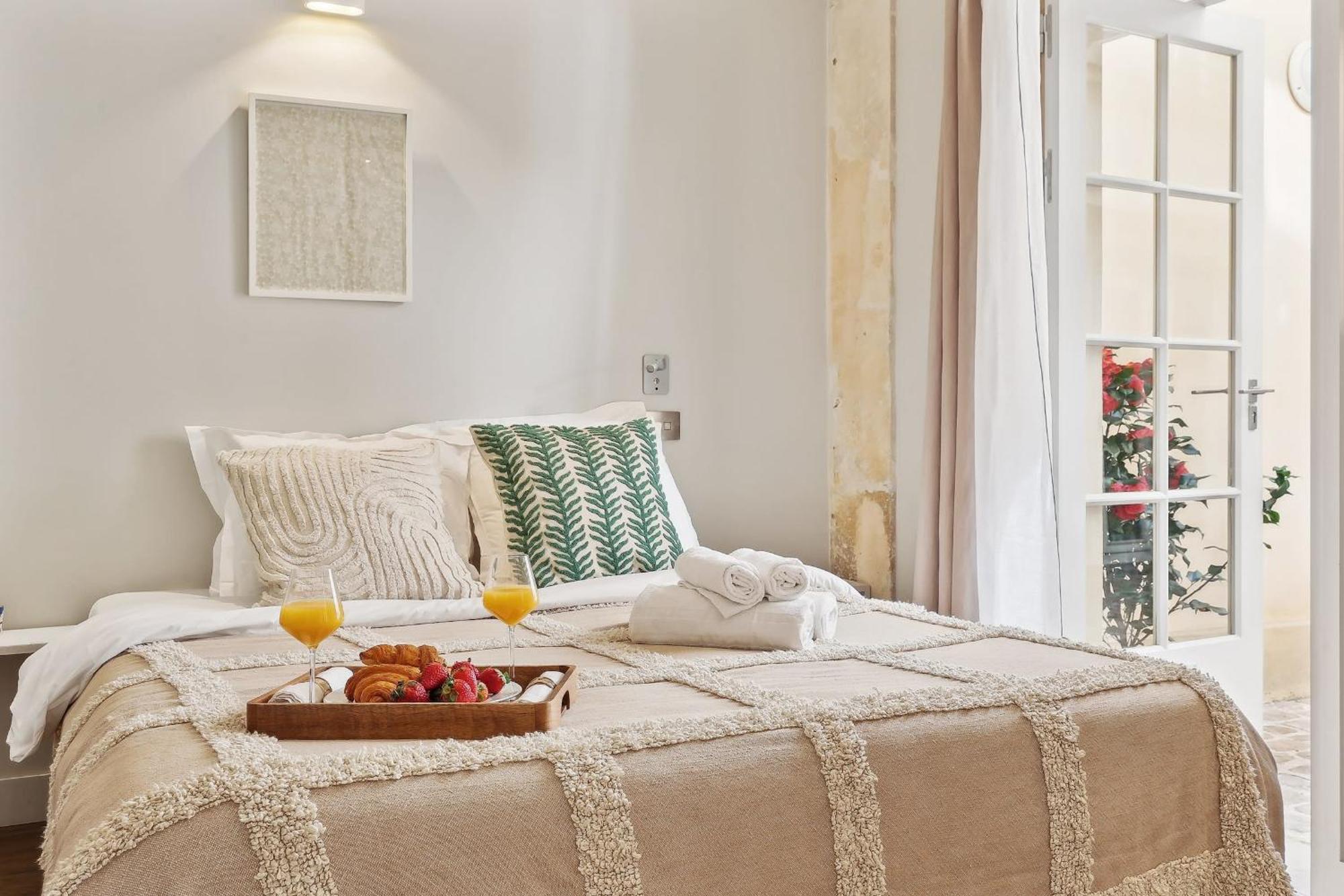 Le Marais & Place Des Vosges - Cityapartmentstay