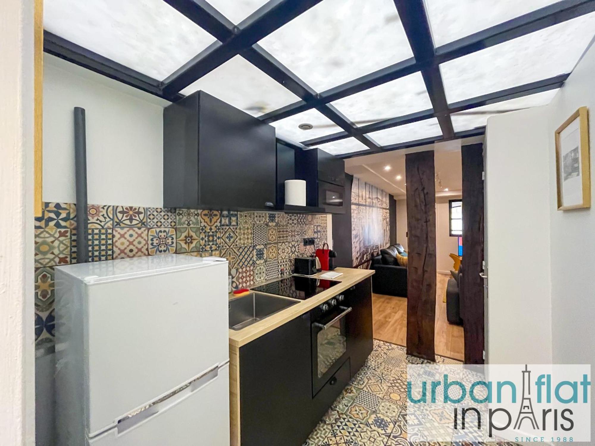Urban Flat 120 - Charming 3 Bedroom Flat In Le Marais Parigi