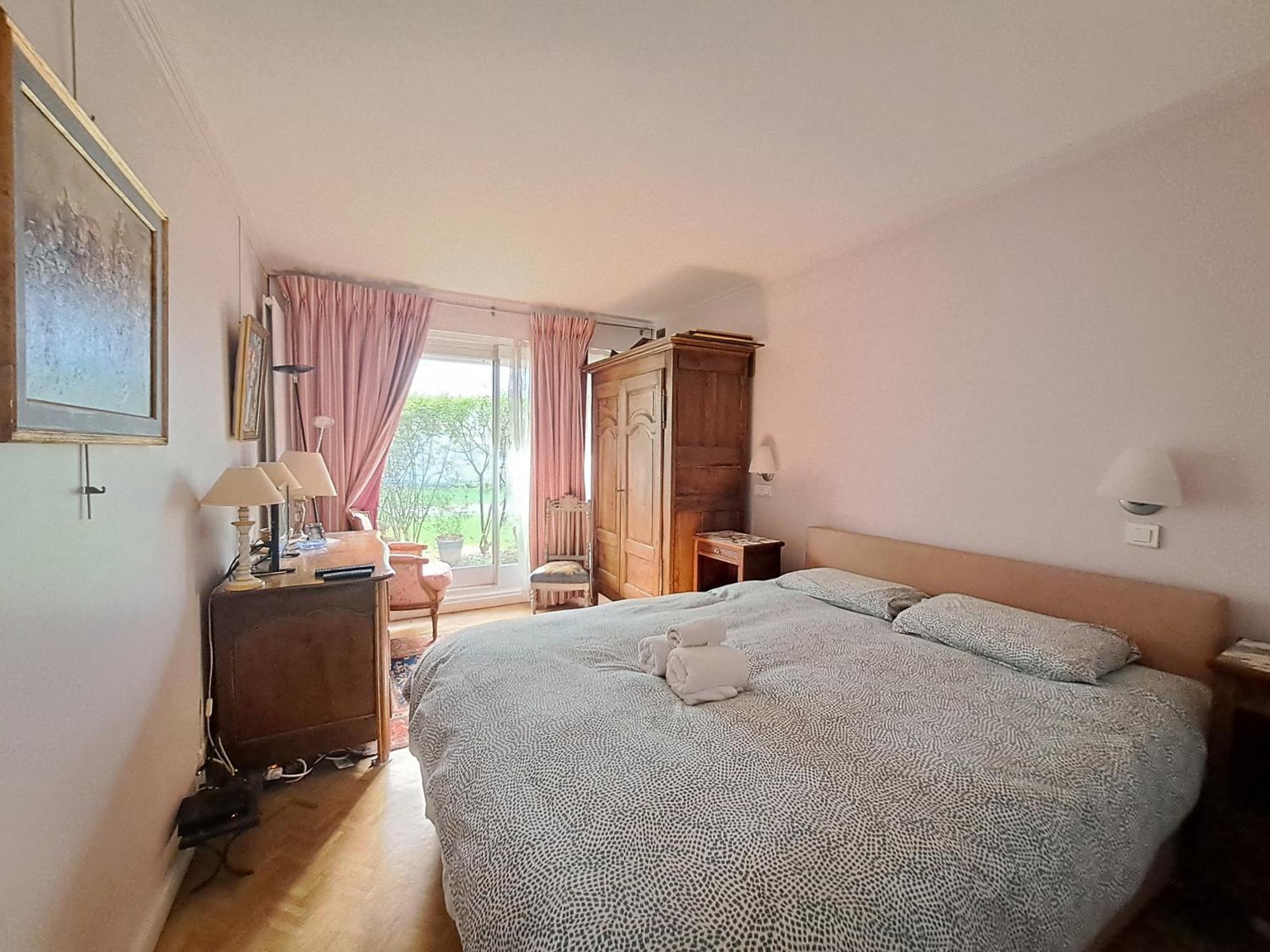 Salle - Ci - Avec Jardin - 6eme Parigi