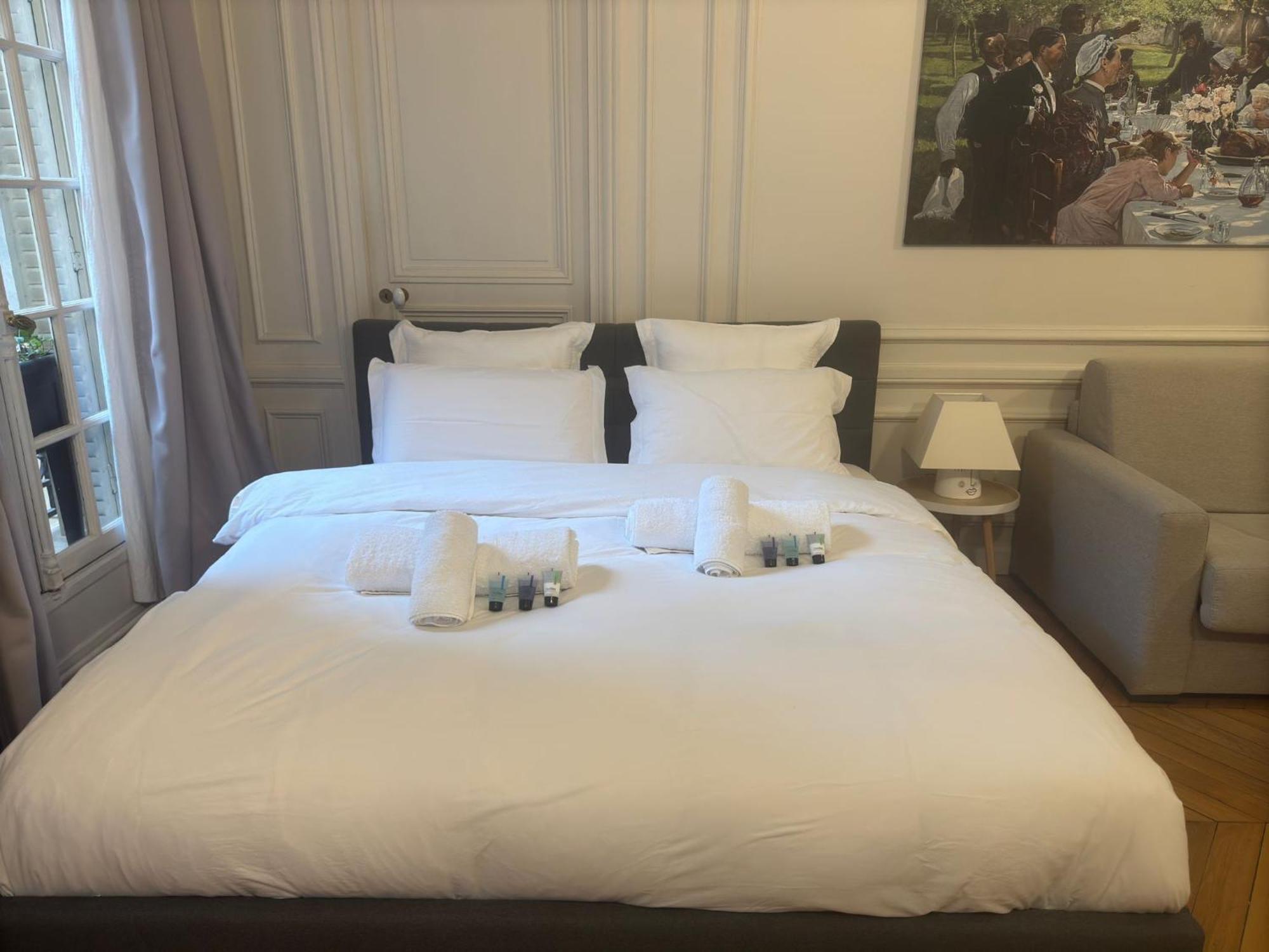 Concorde, Rue Royale- 6 Places * Parigi
