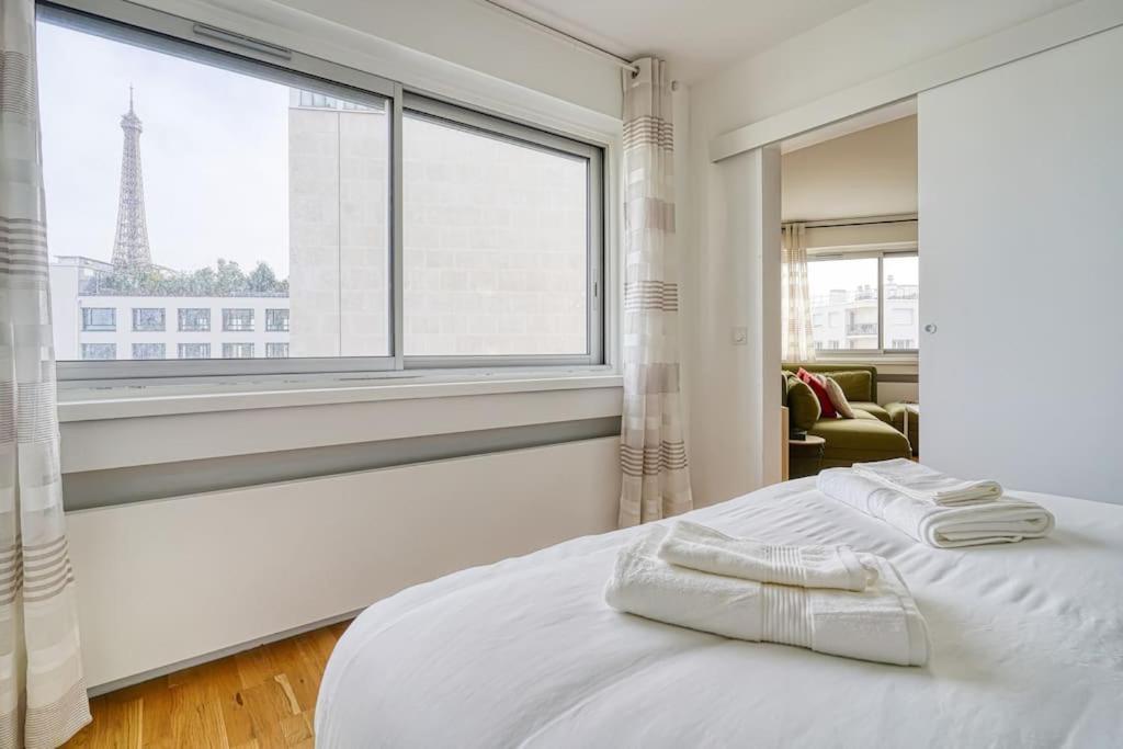 Appartamento Cozy 5 People Tour Eiffel - Champ De Mars Parigi