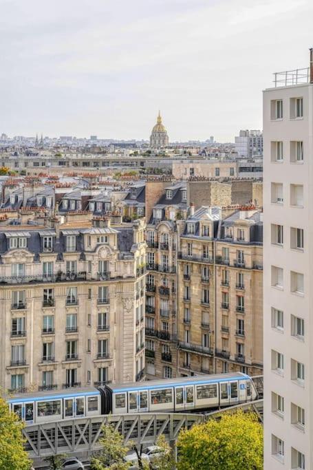 Cozy 5 People Tour Eiffel - Champ De Mars Appartamento
