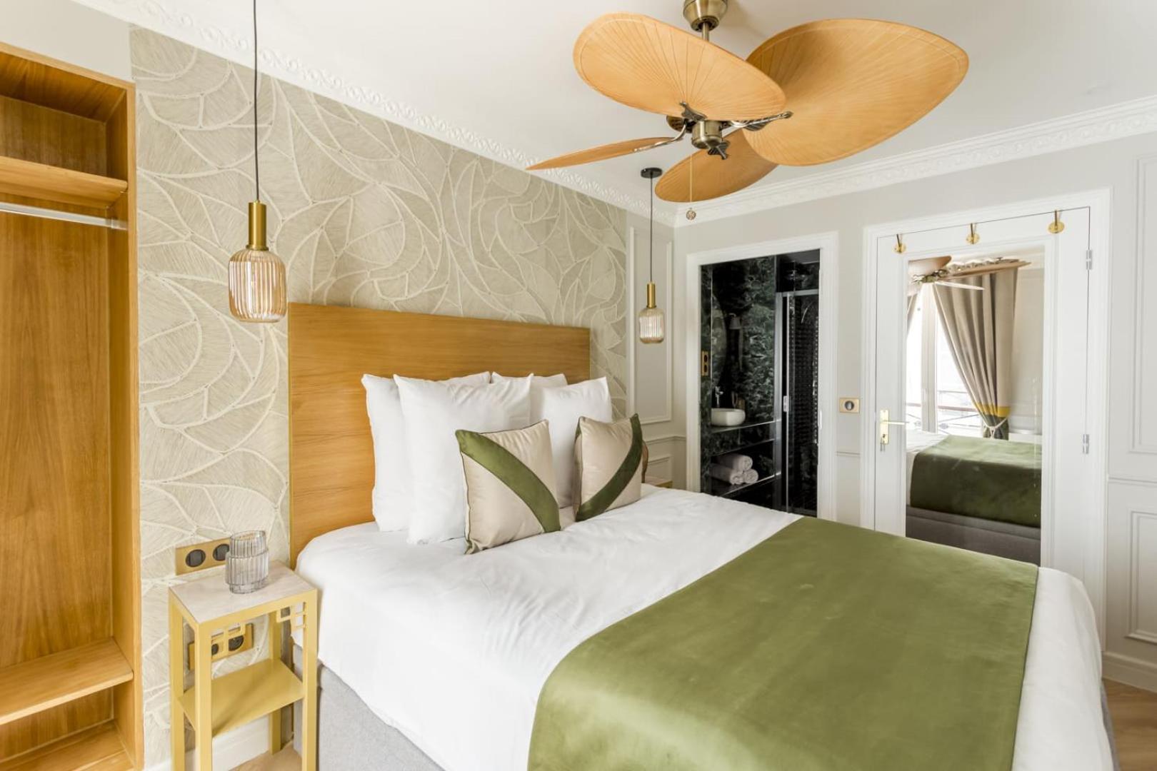 Merveil - Luxury - Champs Elysees -st George * Paris