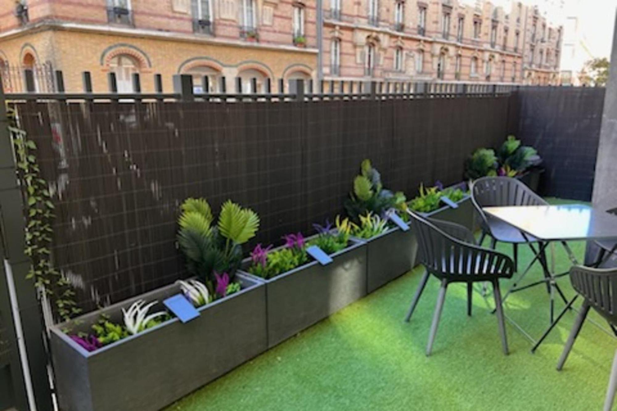 Bright Flat With Terrace Apartment