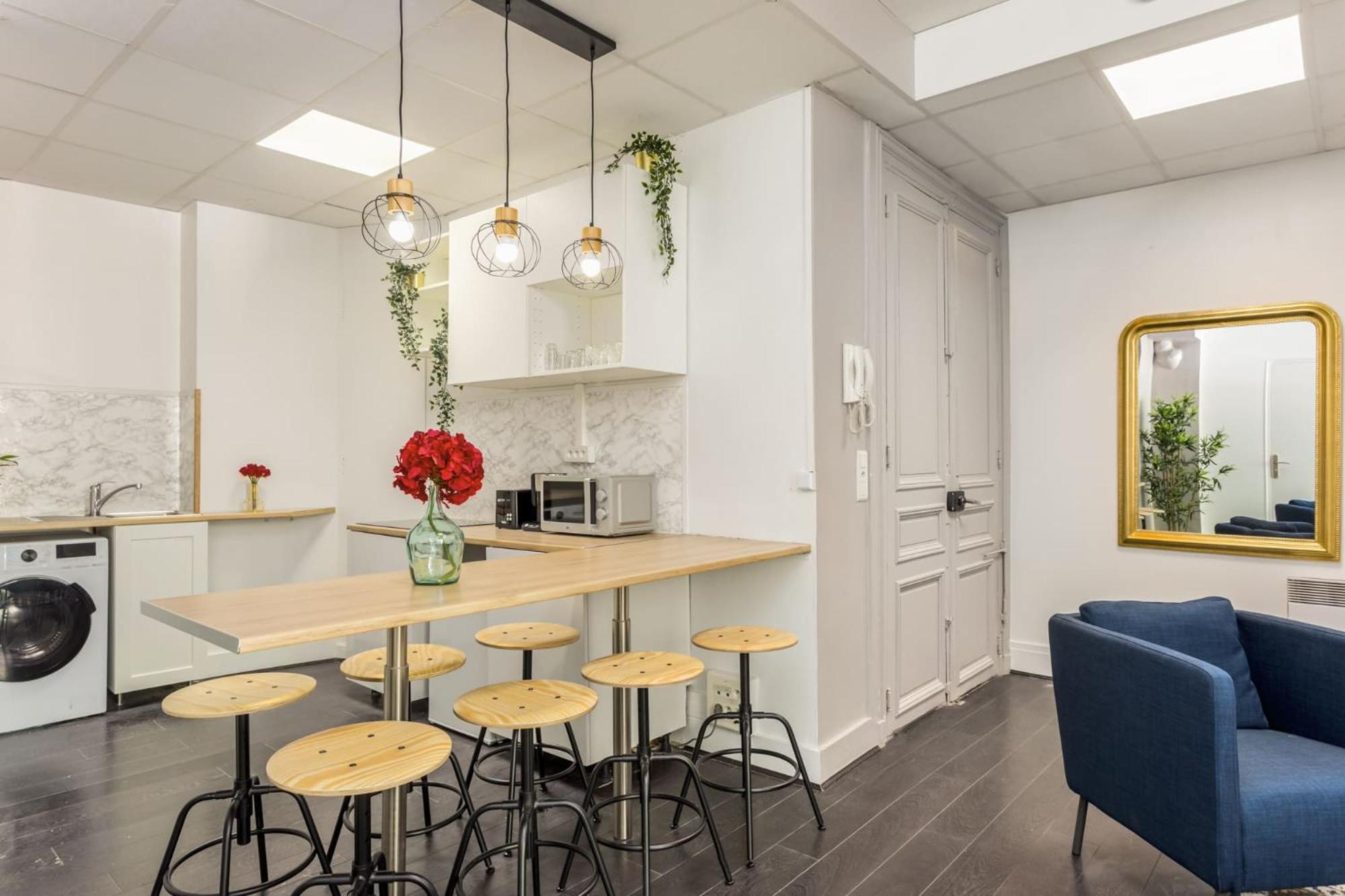 Cozy - Marais - Sebastopol Iii