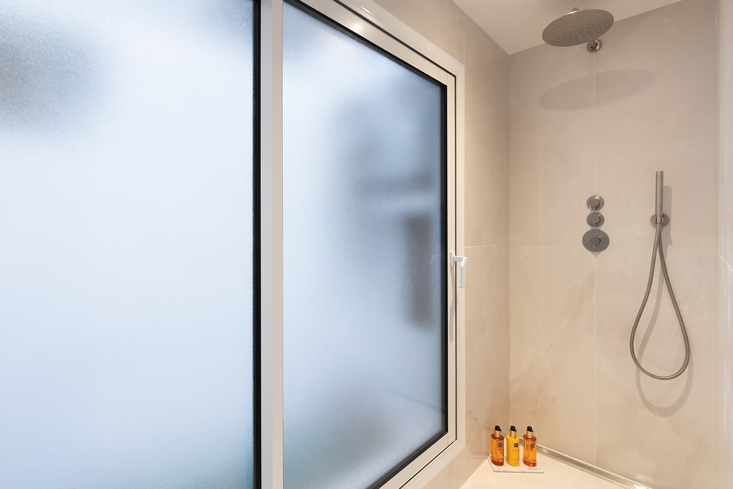 Oniri - Serviced Eiffel Tower - Rue D'augereau Apartment *