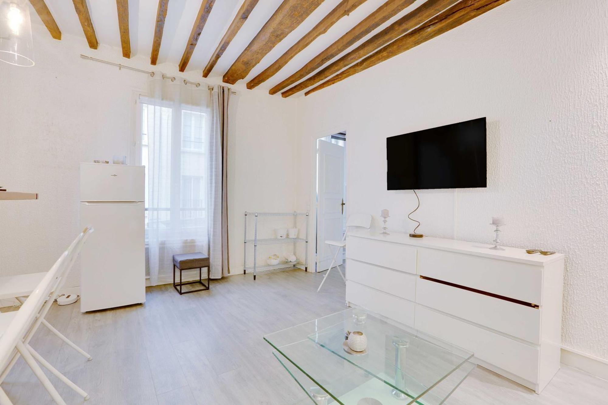 Charming Apartment-1br-4p- Canal Saint-martin Apartment