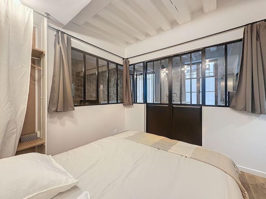 Loft En Plein Coeur Du Marais Appartamento