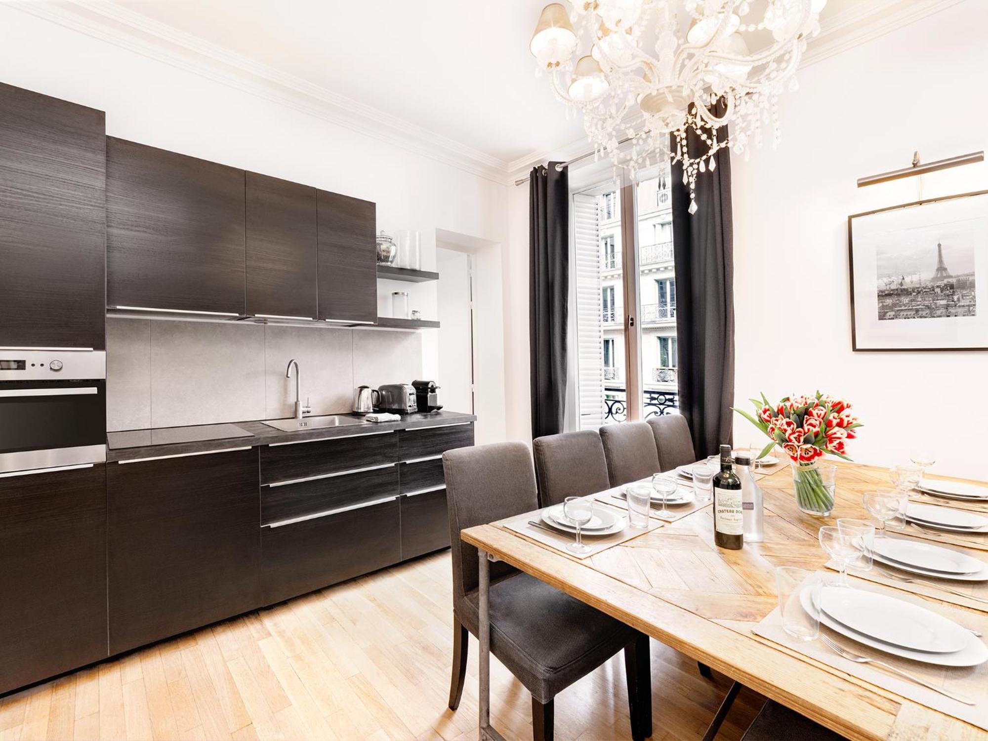 Appartamento Livinparis - Luxury 3 Bedrooms Le Louvre I Parigi