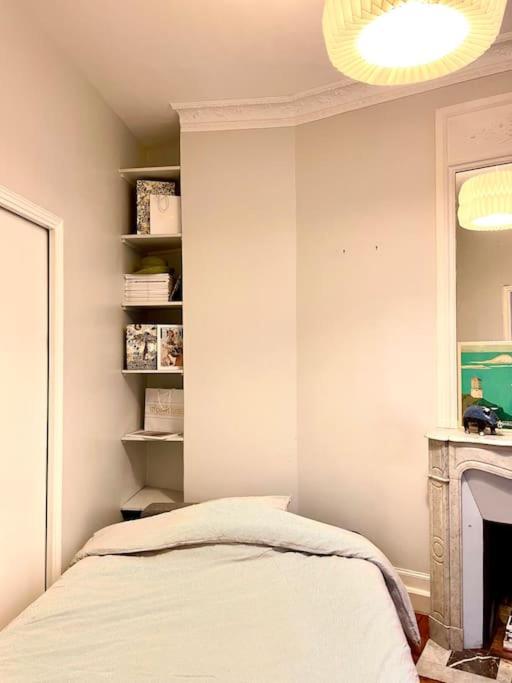 - Tour Eiffel - Bail Mobilite Apartment Paris