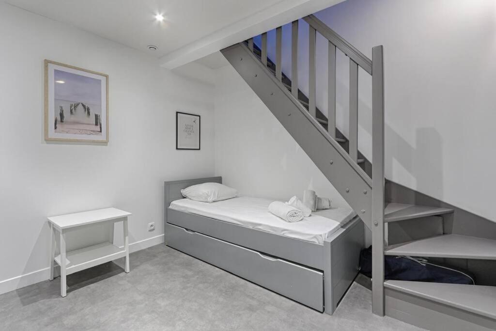 Charming 1br Batignolles Parigi