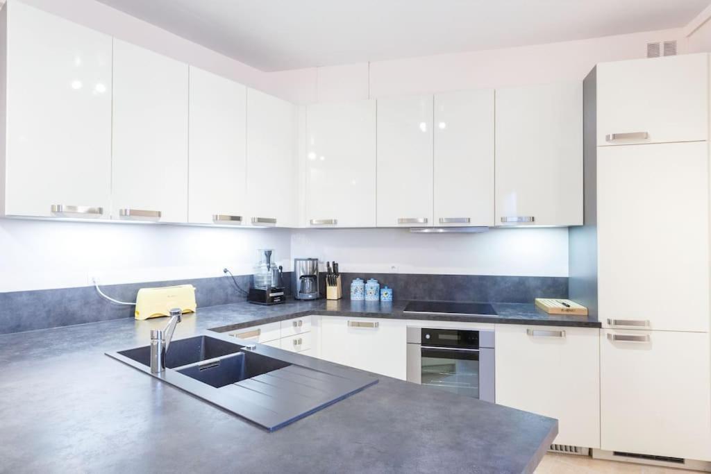 Superb 4 Bdrms 185m2 Trocadero Appartamento *
