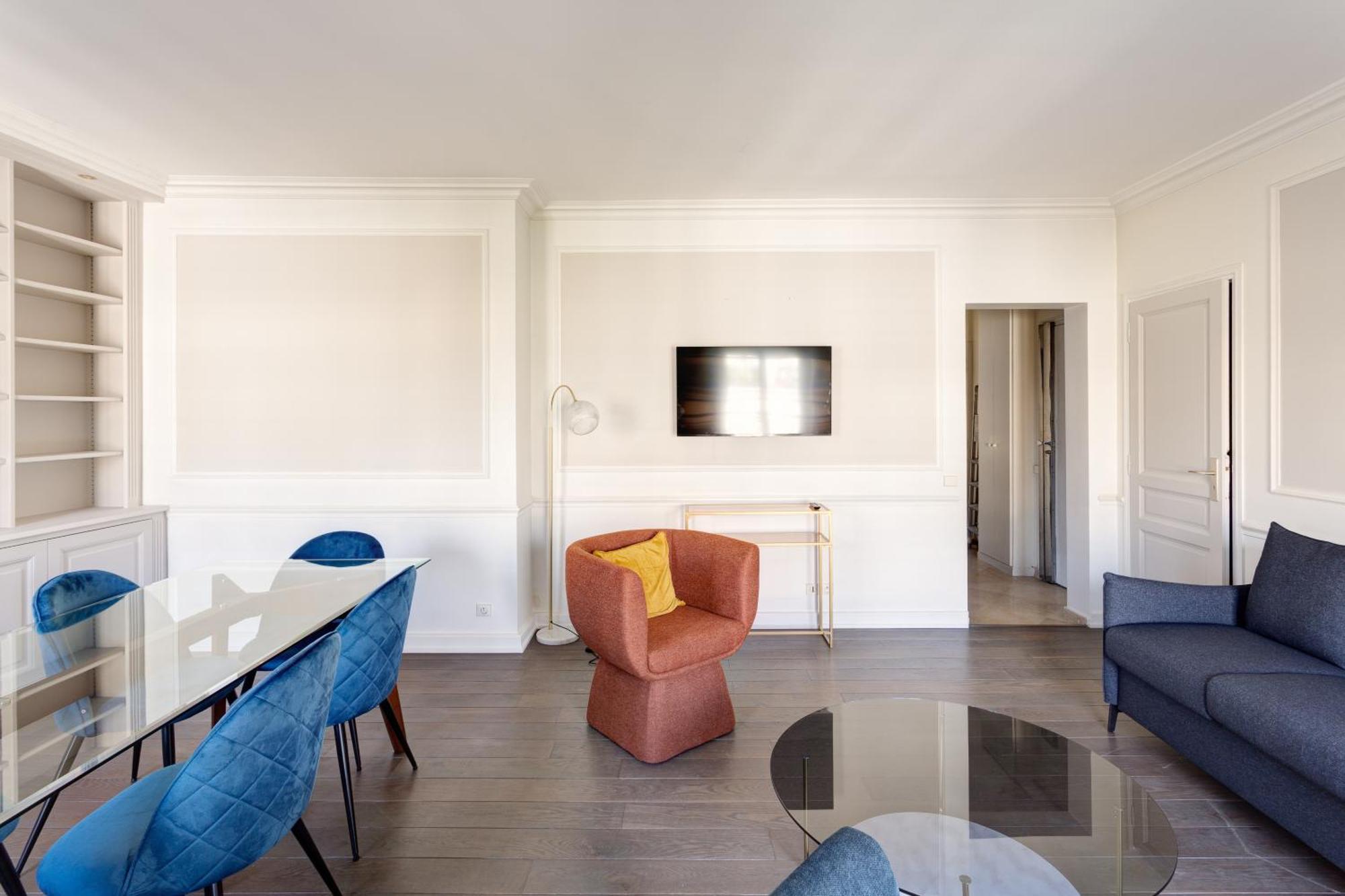 The Maubourg Eiffel Tower Apartment Paris